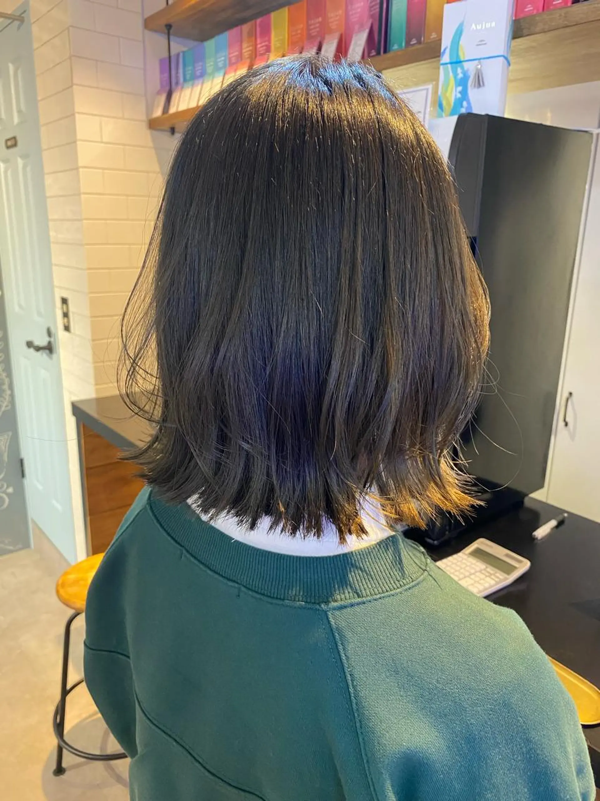 ミディアム カラー ボブレイヤー ボブ くびれヘア レイヤーカット カット ヘアカラー トリートメント scene. haraのヘアスタイル