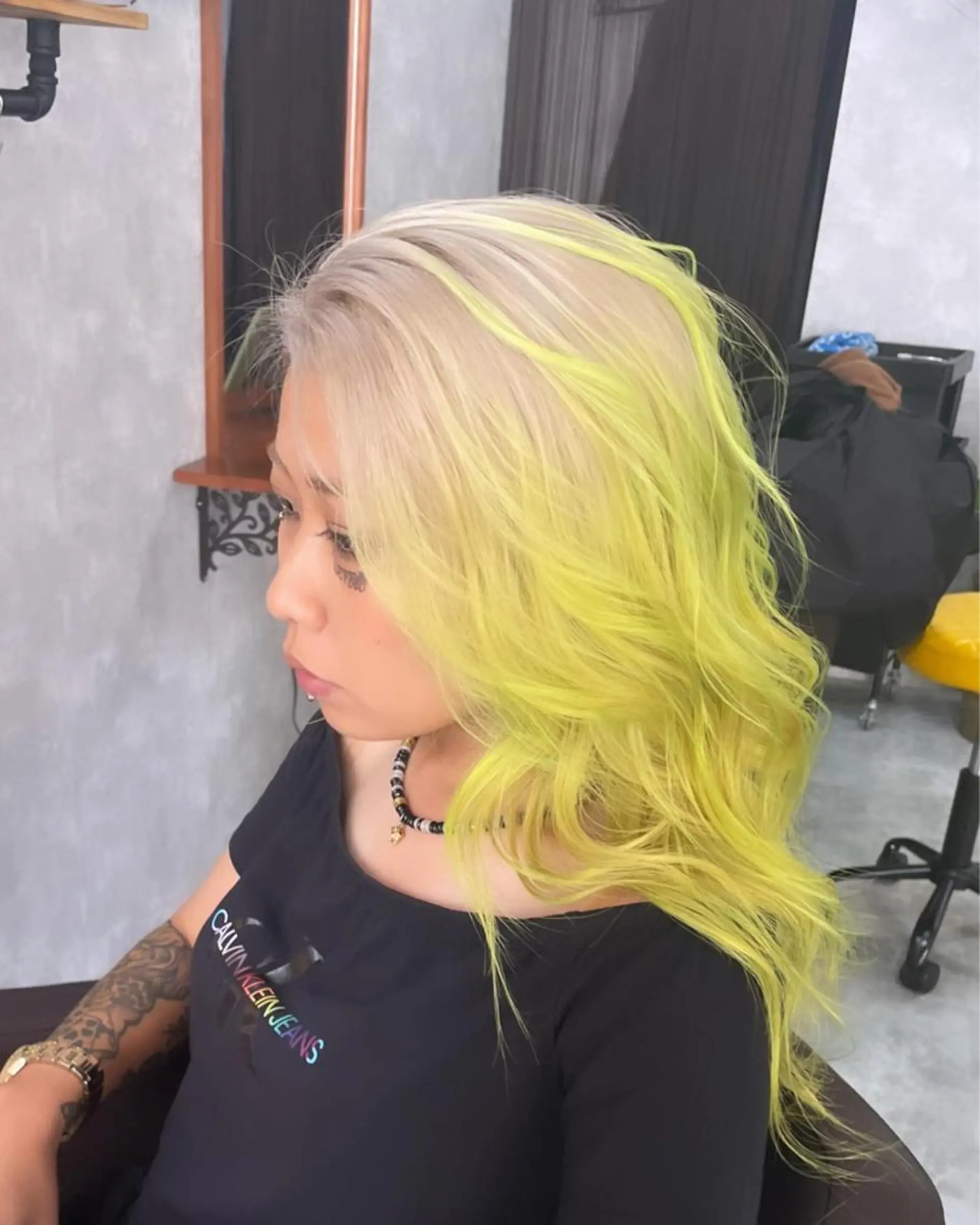 ロング andKおもろまち店 艶ダブルカラー✨のヘアスタイル