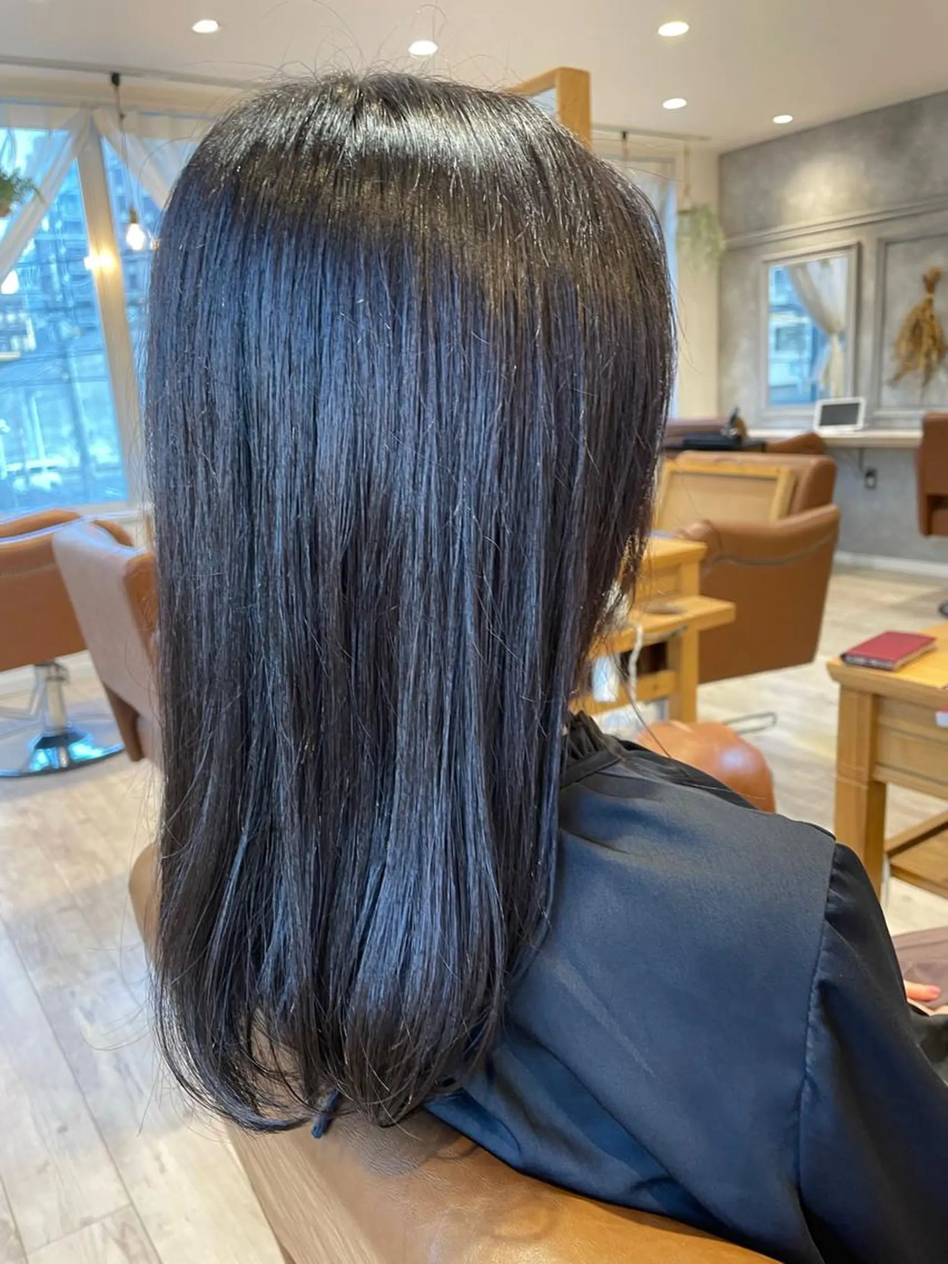 ミディアム カラー 透明感カラー La Bonheur  hair  chari所属・🌼 じゅりなのヘアスタイル