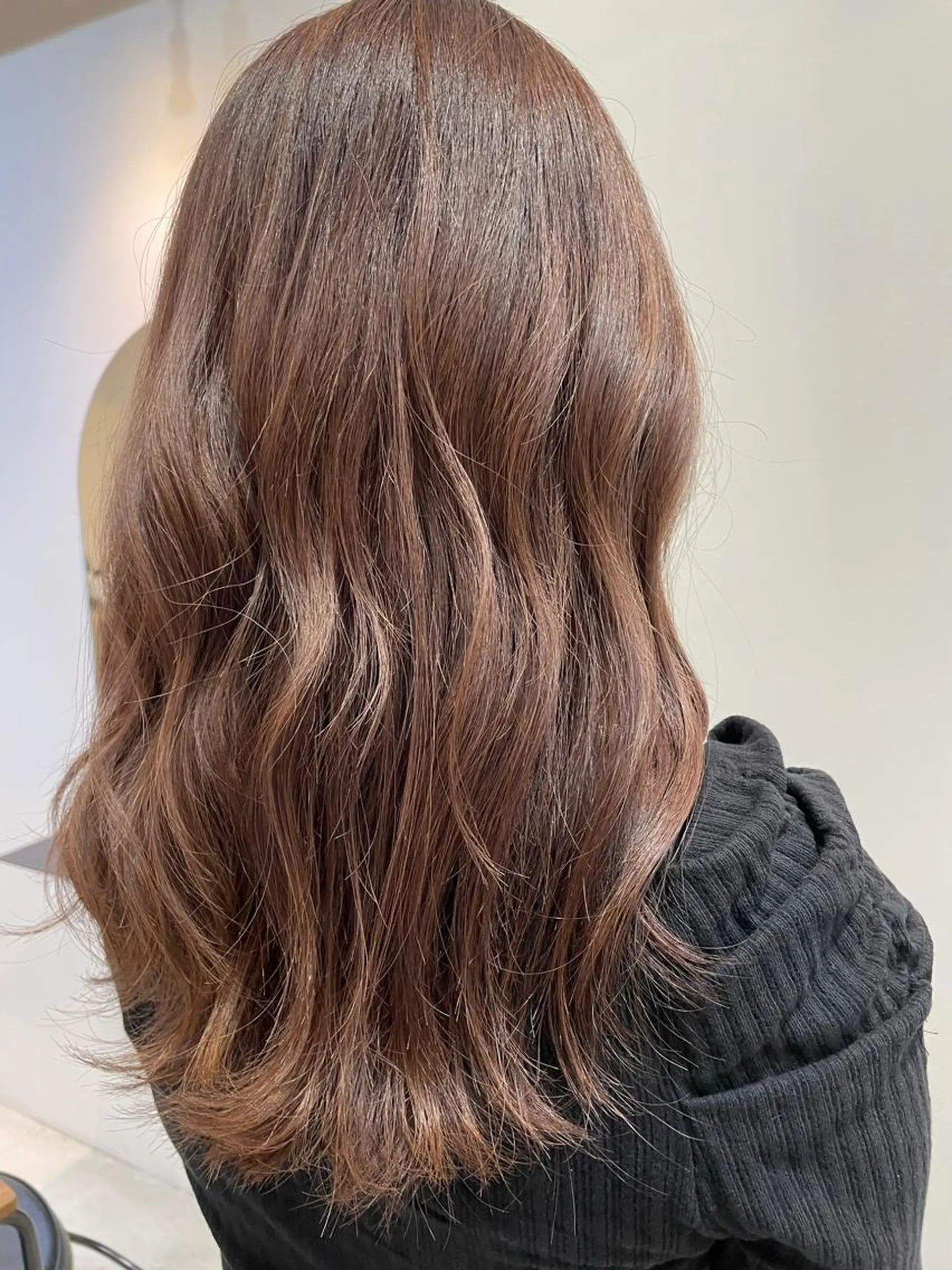 ミディアム カラー ヘアアレンジ REONA🪽✨薬院 レイヤーカット🫧のヘアスタイル