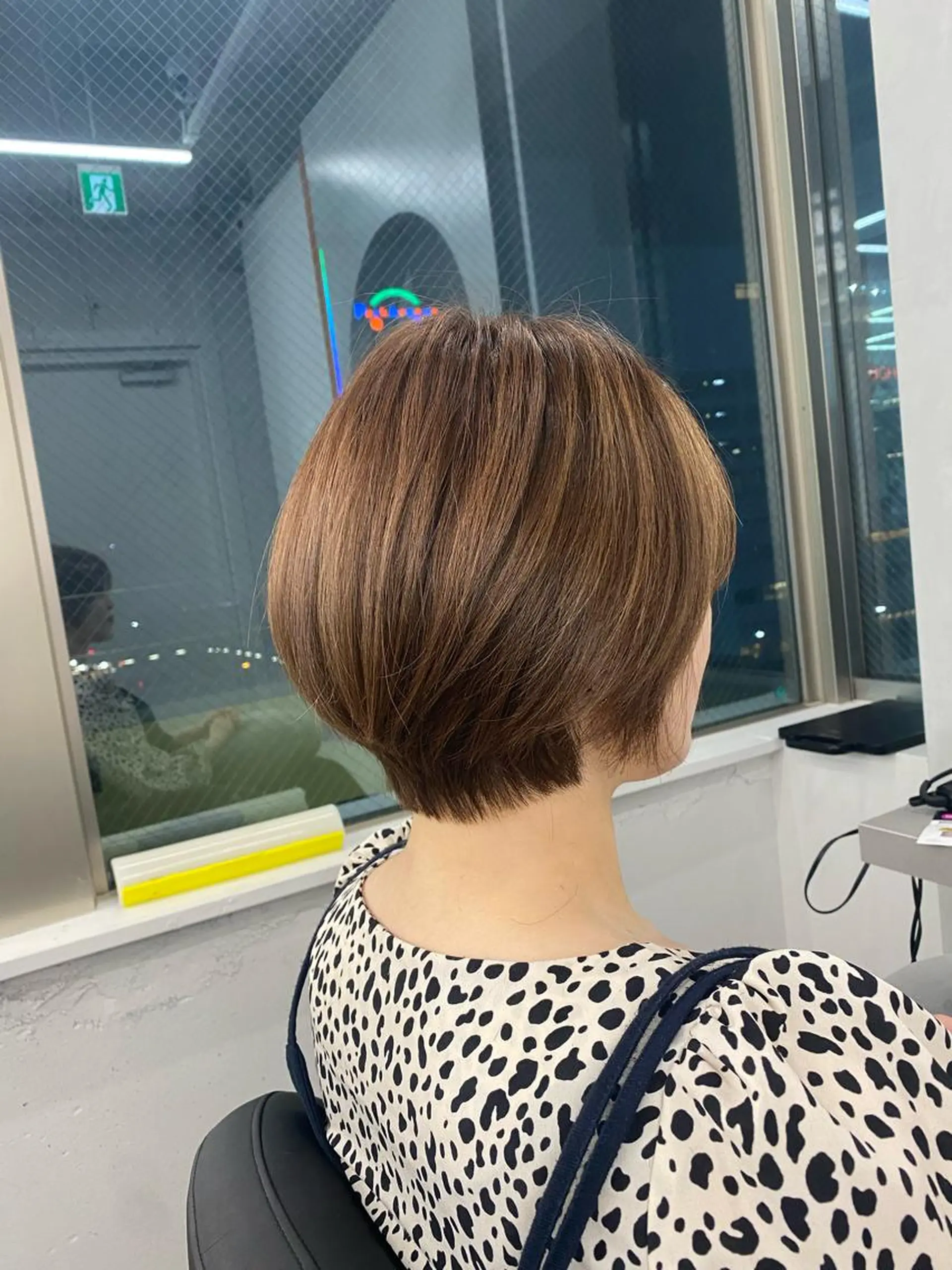 ショート カット ヘアカラー 長畑 光紀のヘアスタイル