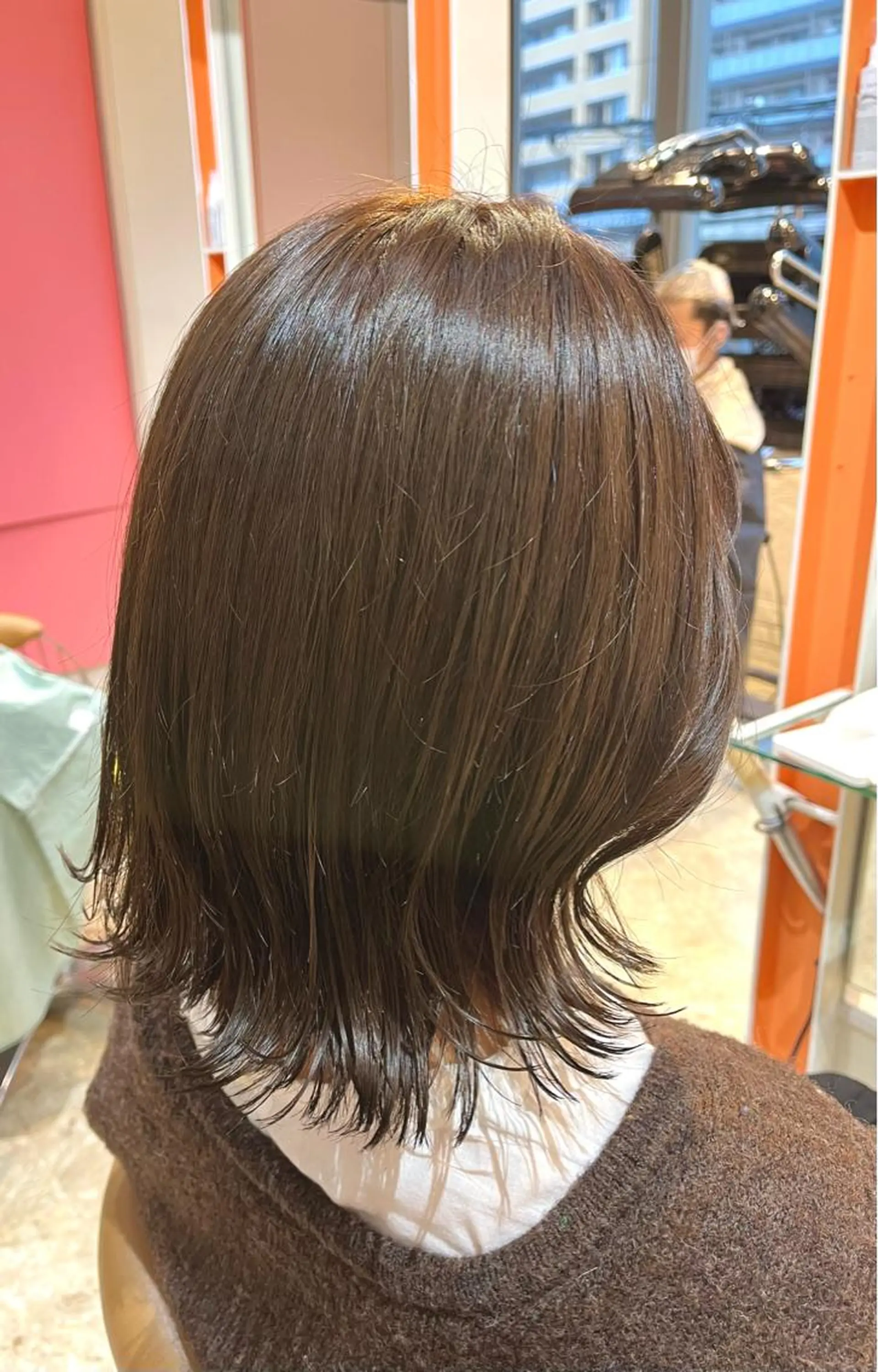 ミディアム カラー カット ヘアカラー うしだ かおるのヘアスタイル