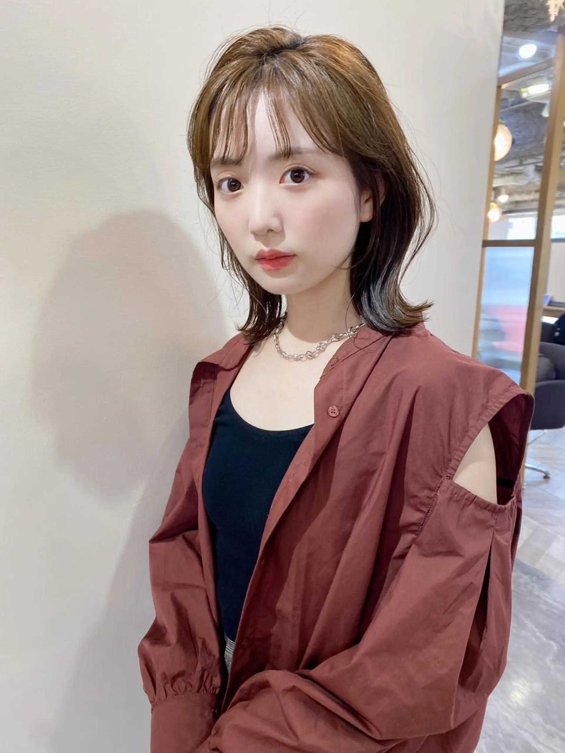 ミディアム 外ハネヘア 鎌倉 彩のヘアスタイル