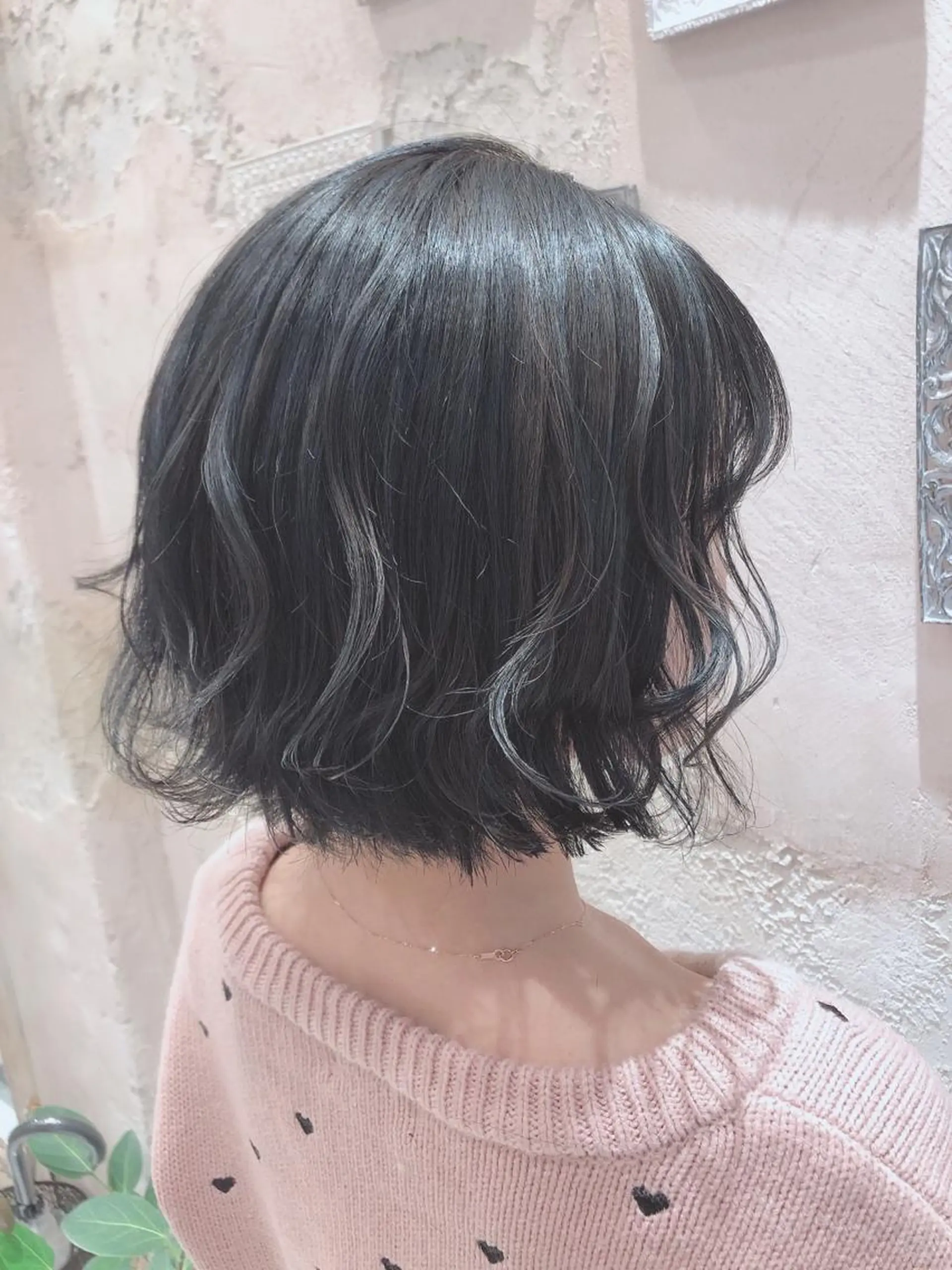ショート 切りっぱなしボブ アッシュ ボブ カット ヘアカラー トリートメント 代表山口ひな 髪質改善のプロのヘアスタイル