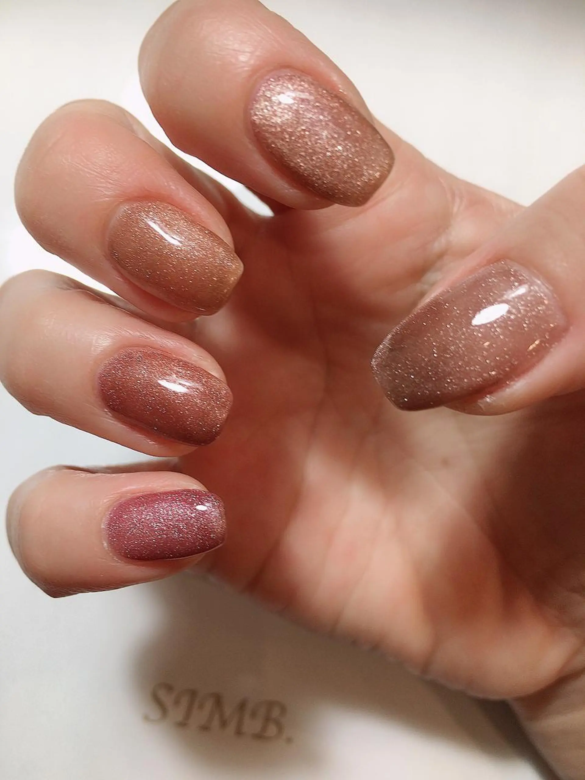 ネイル マグネットネイル nailsalon SIMB.のネイルデザイン