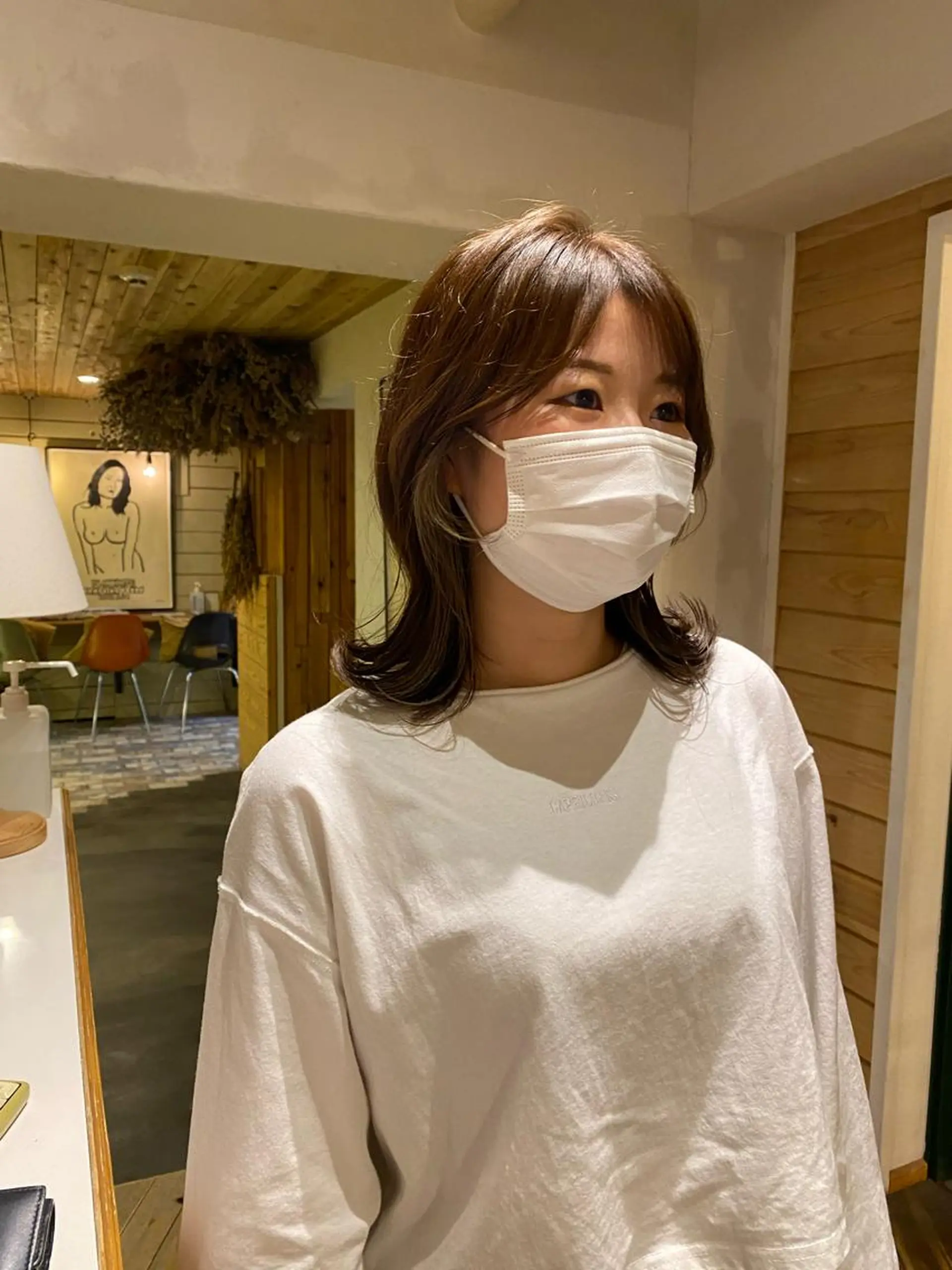 ミディアム カラー イヤリングカラー 顔周りカット カット ヘアカラー トリートメント 吉田 光佑のヘアスタイル