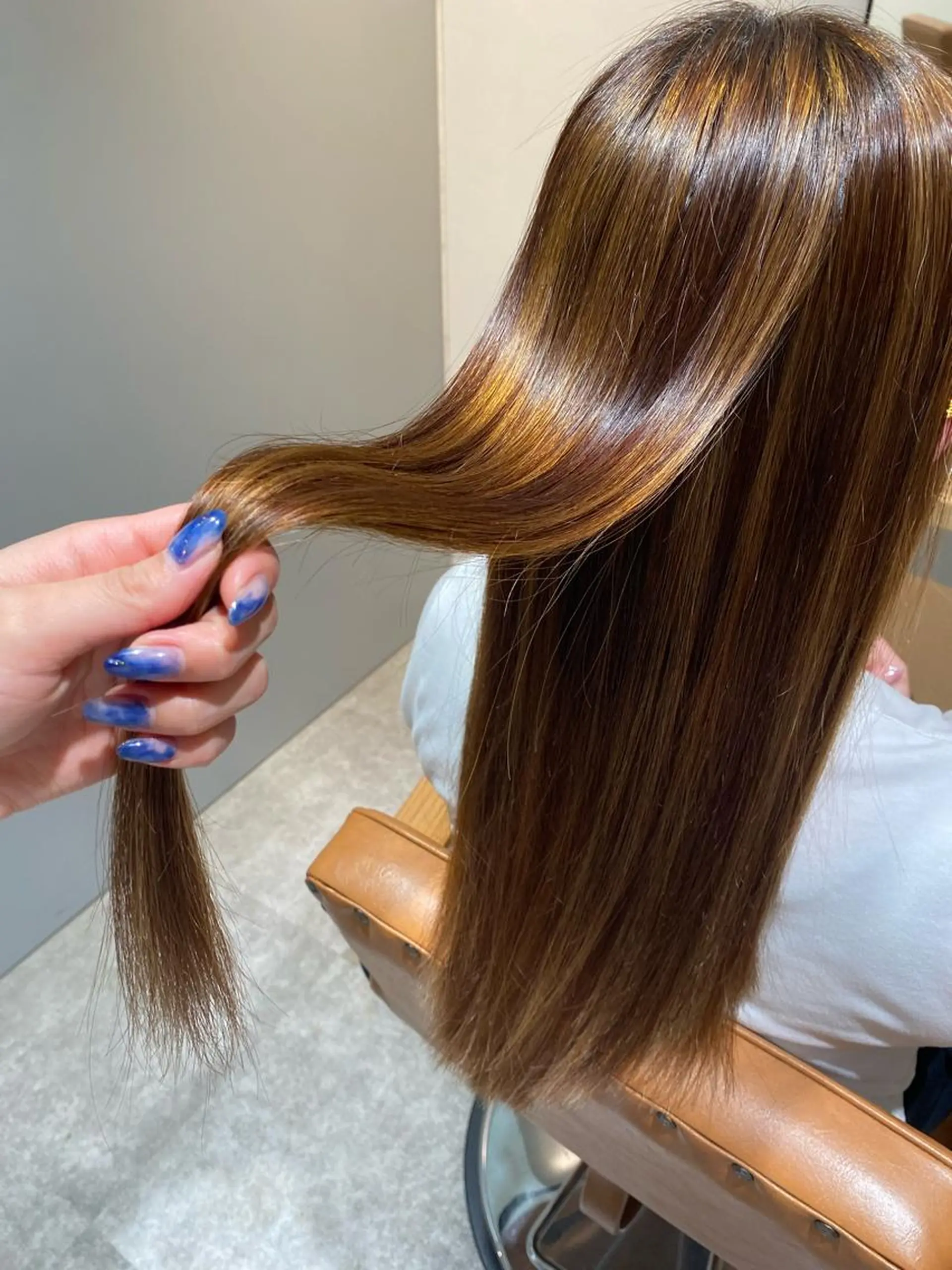 ロング ハイライト 縮毛矯正 トリートメント カット 縮毛矯正 オスズ 🎀´-のヘアスタイル