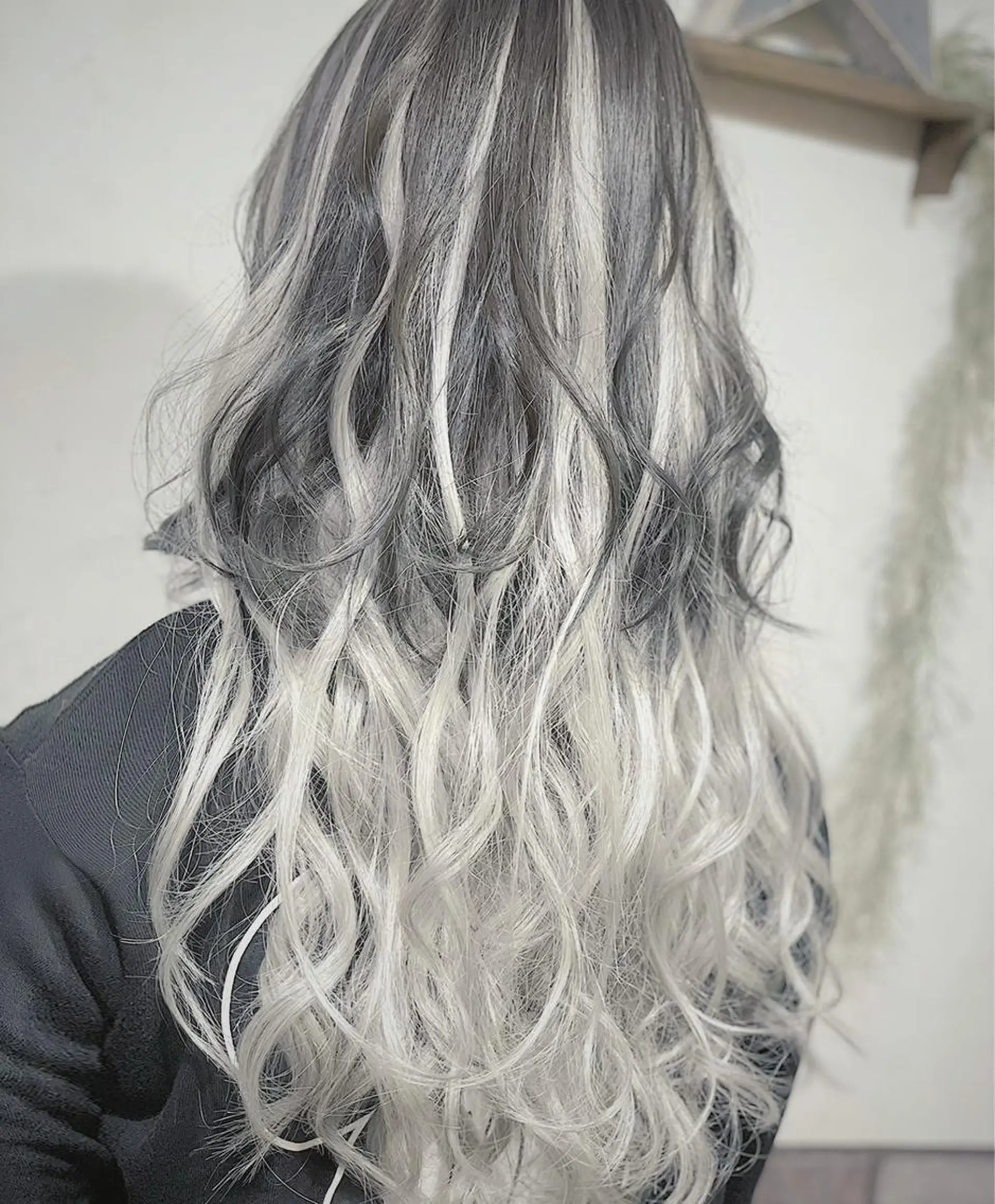 ロング シールエクステ エクステ エクステ SHINYHAIR DaiCeのヘアスタイル