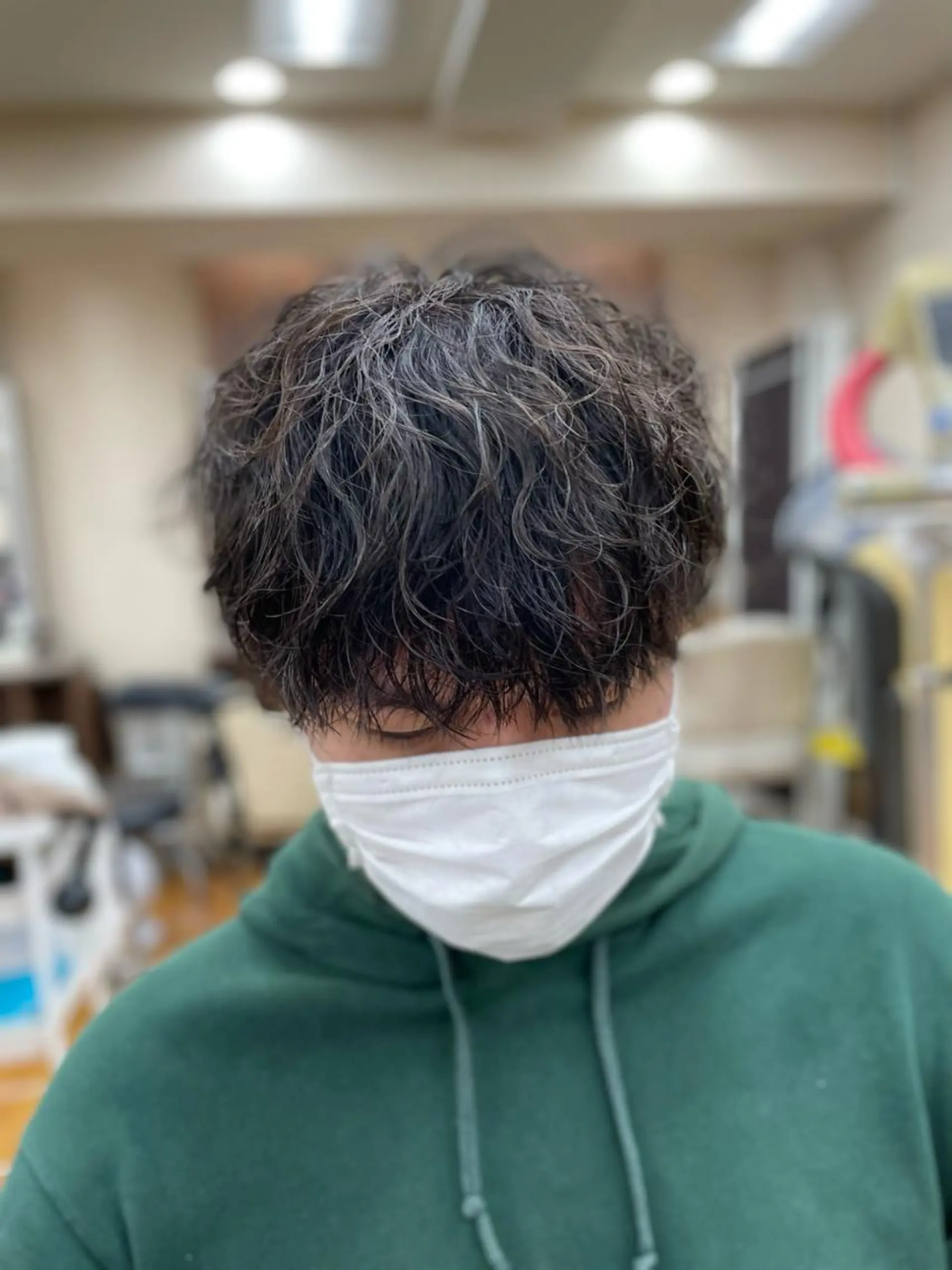 パーマ メンズ メンズパーマ メンズツイストパーマ ツイストパーマ ふくおか ななのヘアスタイル