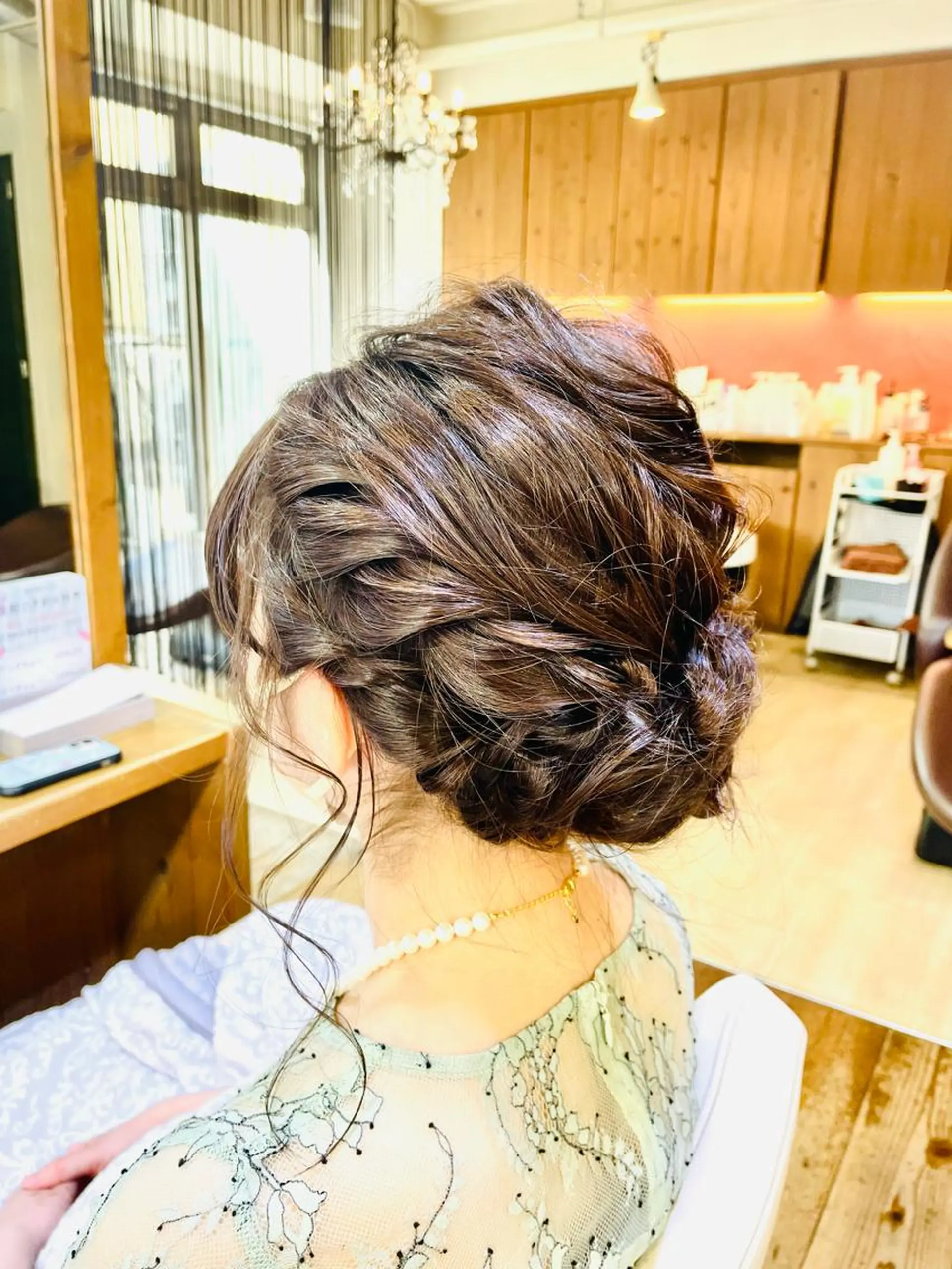 ミディアム 山木 裕子のヘアスタイル