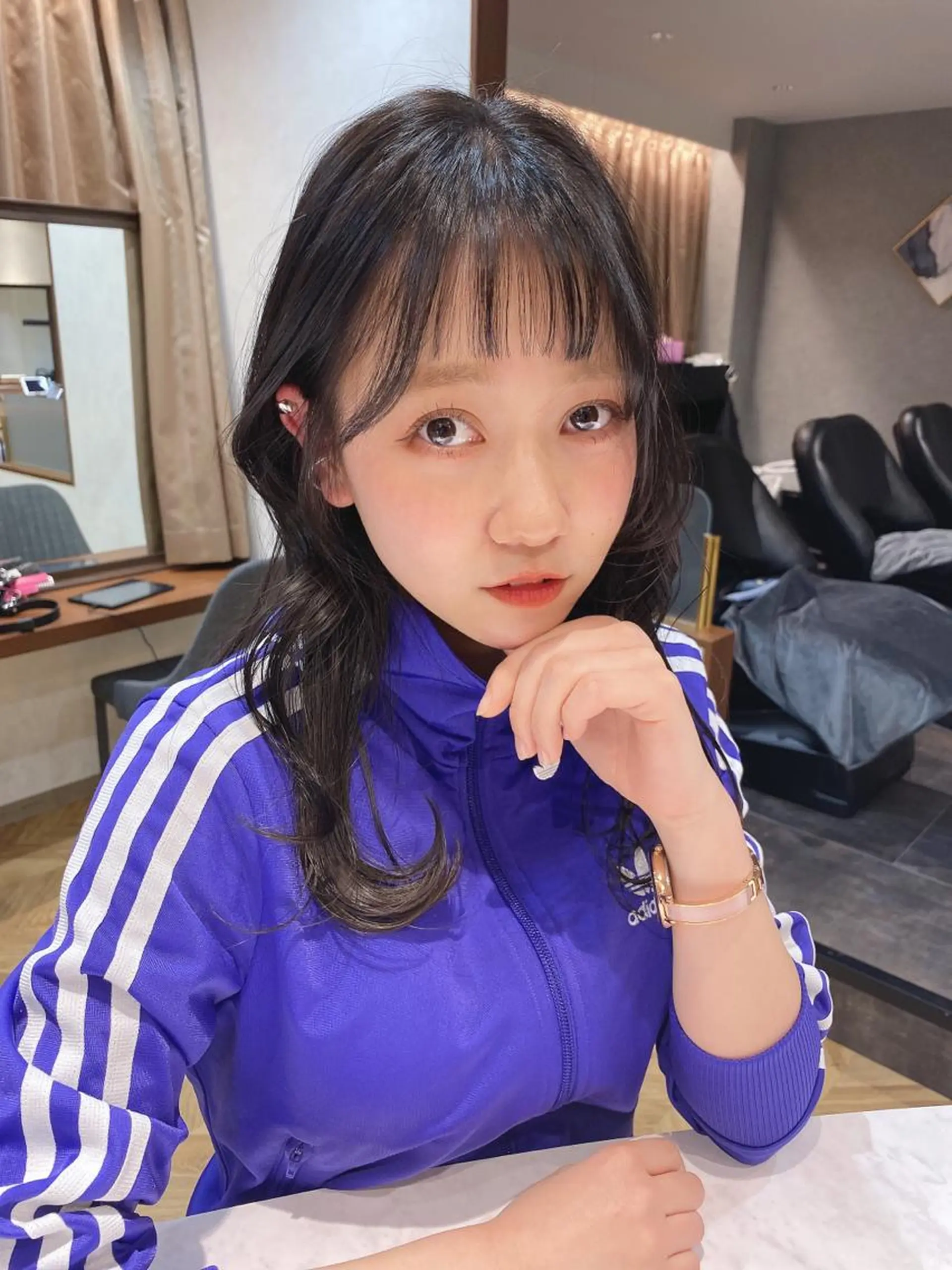 ミディアム 顔周り🇰🇷韓国 レイヤー/モエのヘアスタイル