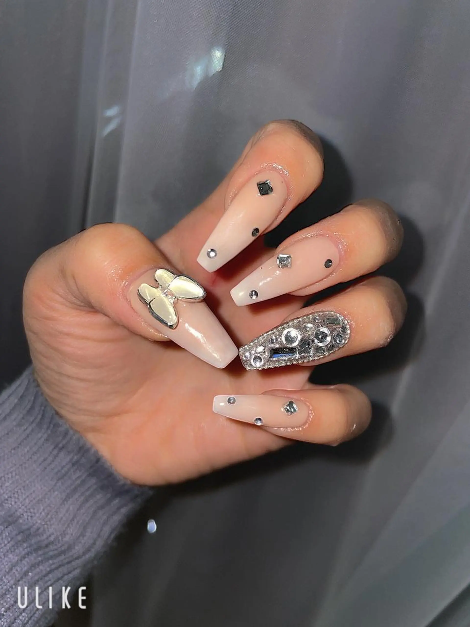 ネイル 高草木 桃香のネイルデザイン