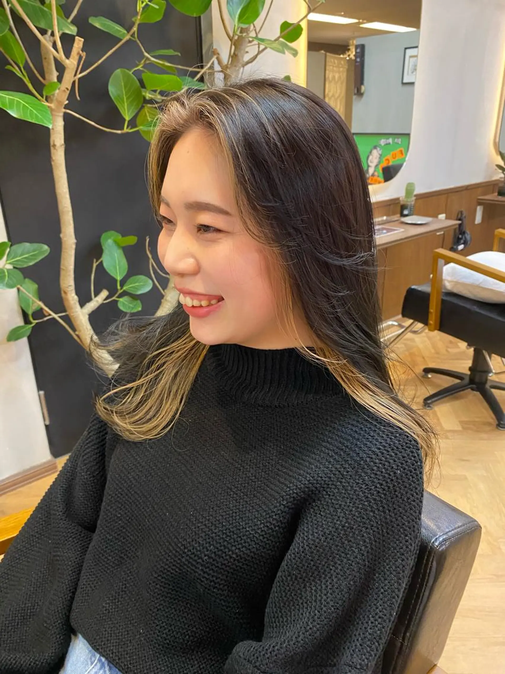 ロング デザインカラー/ボブ ブリーチカラー/ユリのヘアスタイル