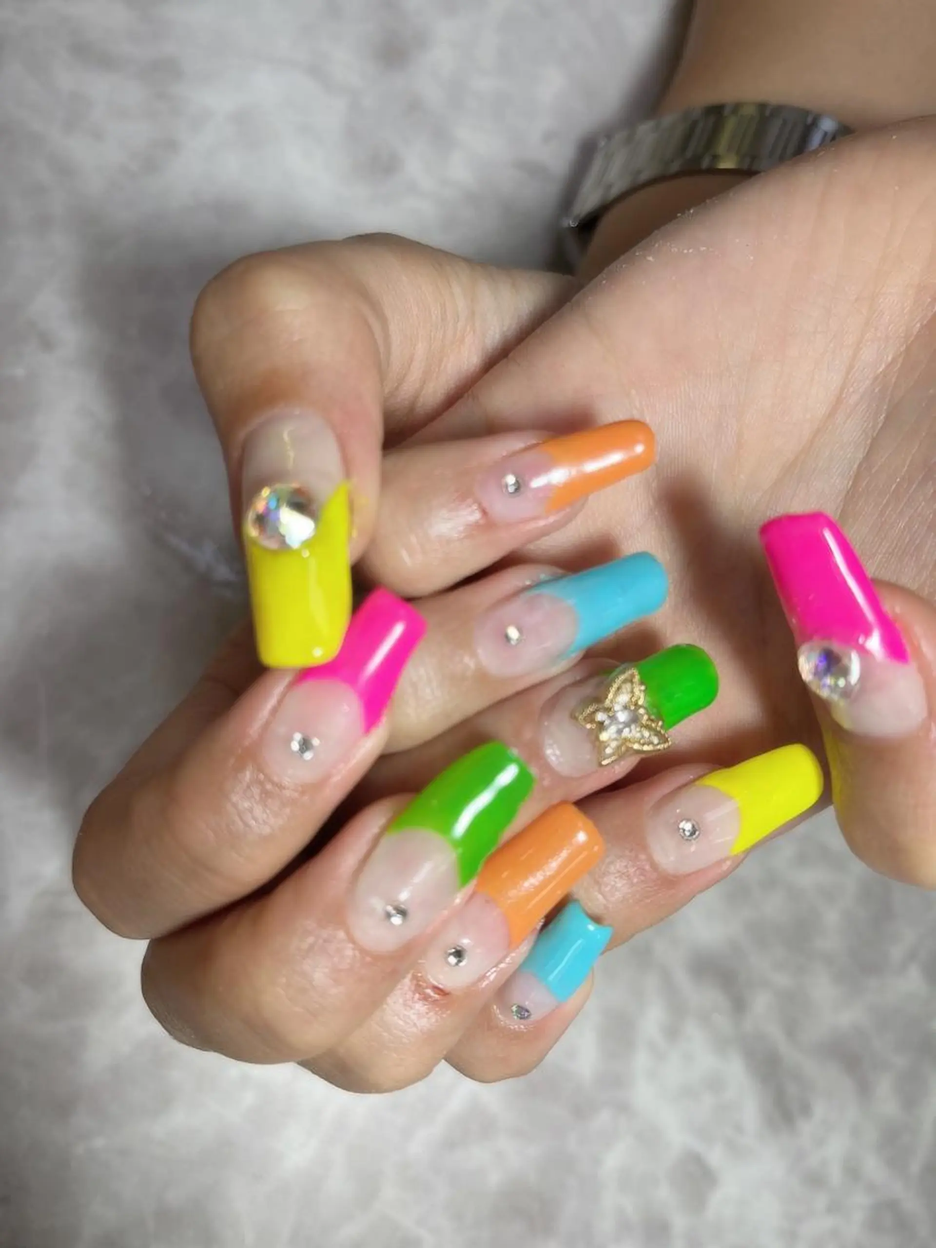 ネイル フレンチネイル スクエアネイル Ruana Nailのネイルデザイン