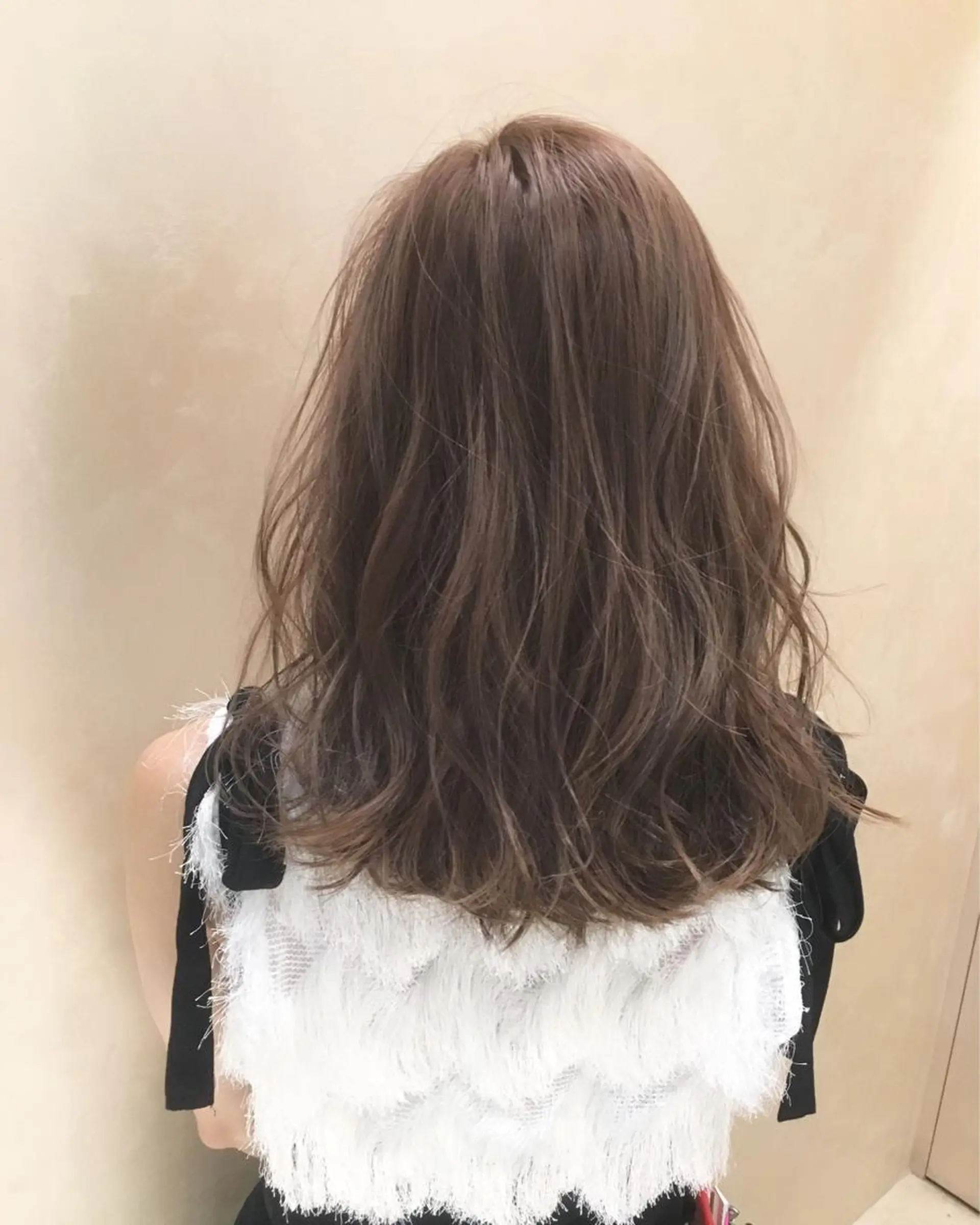 セミロング カラー パーマ アッシュ ラベンダーカラー ラベンダーアッシュ 酸性縮毛矯正のプロ 杉山玲介のヘアスタイル