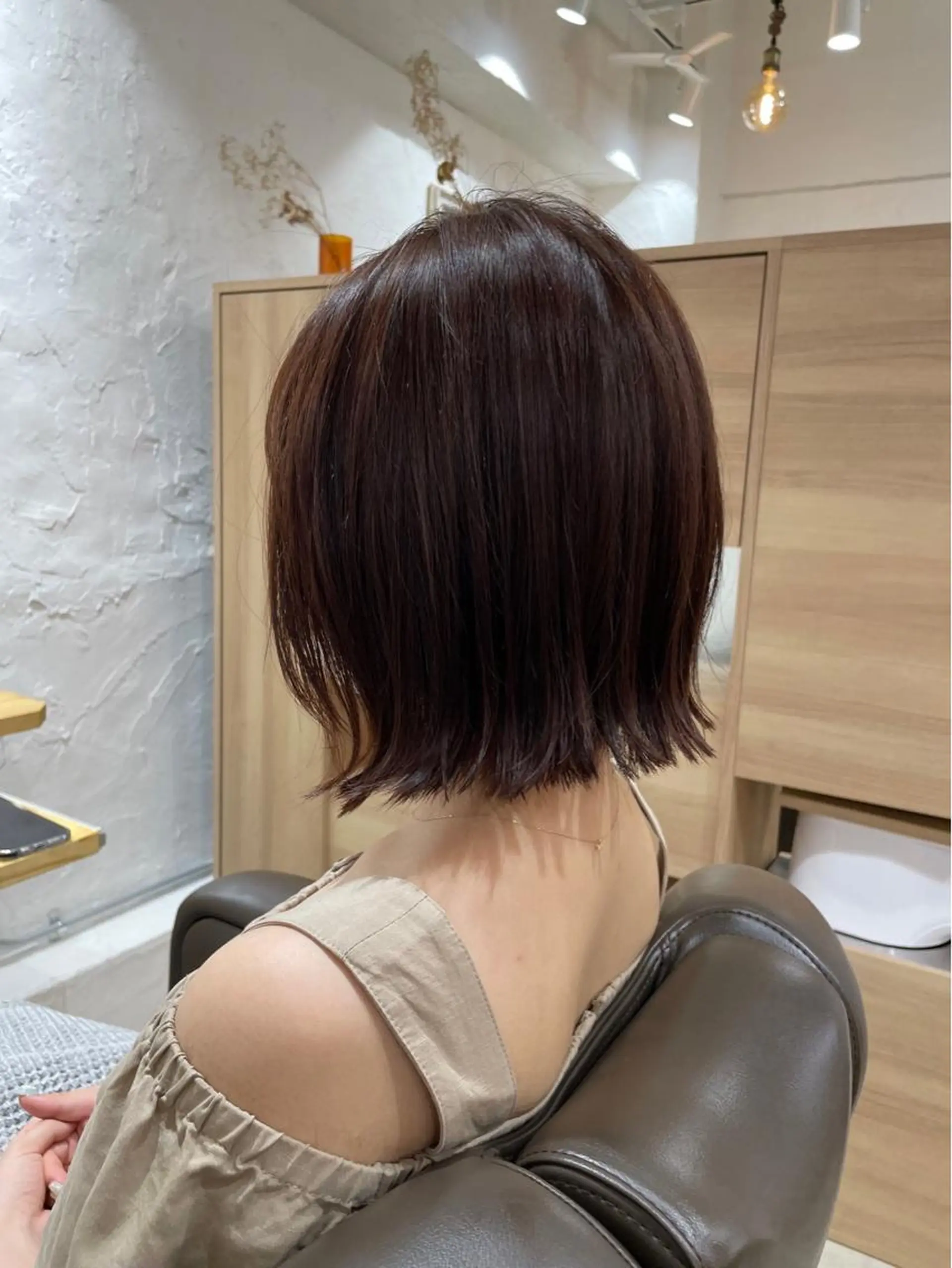 ミディアム カラー 小原 慧美のヘアスタイル