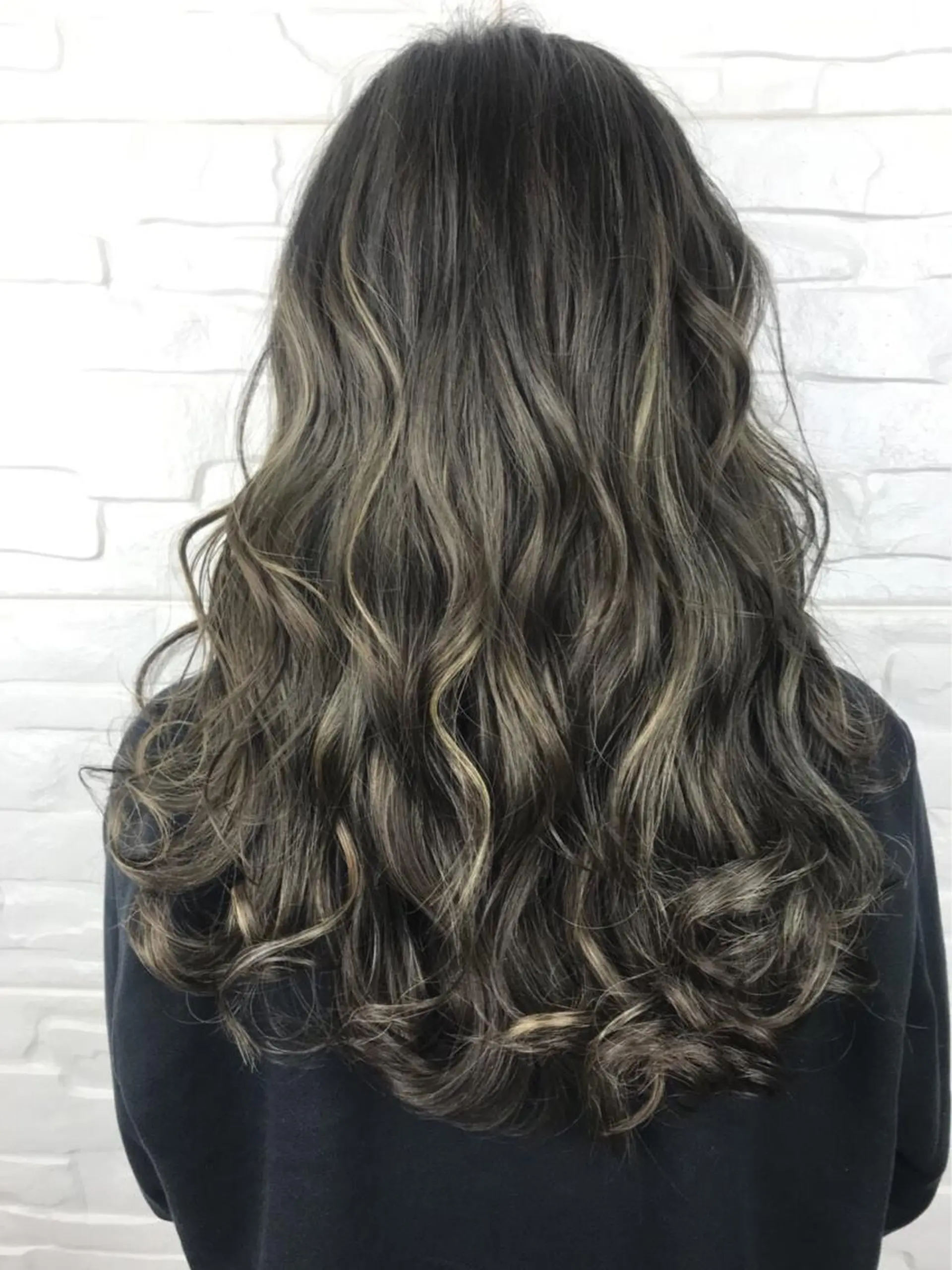 ロング カラー ヘアカラー トリートメント 🎊ルービック 京橋店💛のヘアスタイル