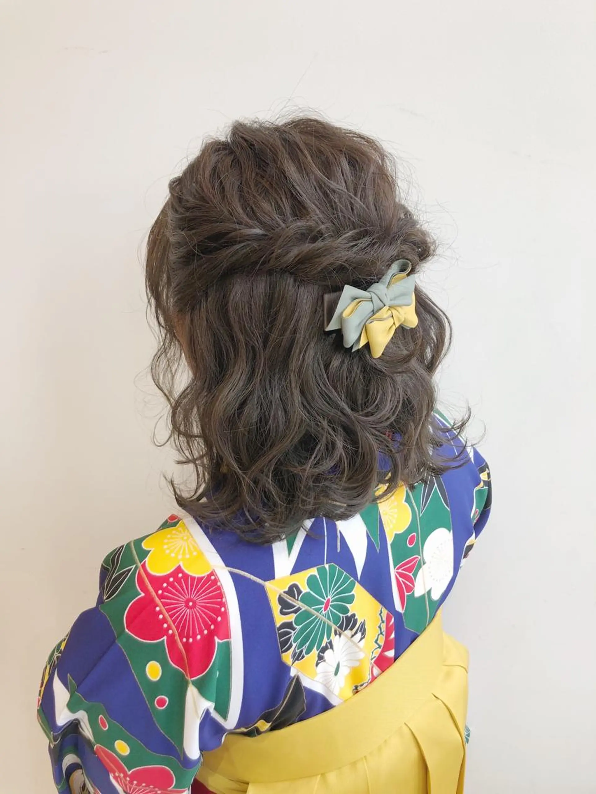 ミディアム ヘアアレンジ 卒業式のヘアスタイル 着付け 韓国ヘア🇰🇷 トヨキトキコのその他イメージ