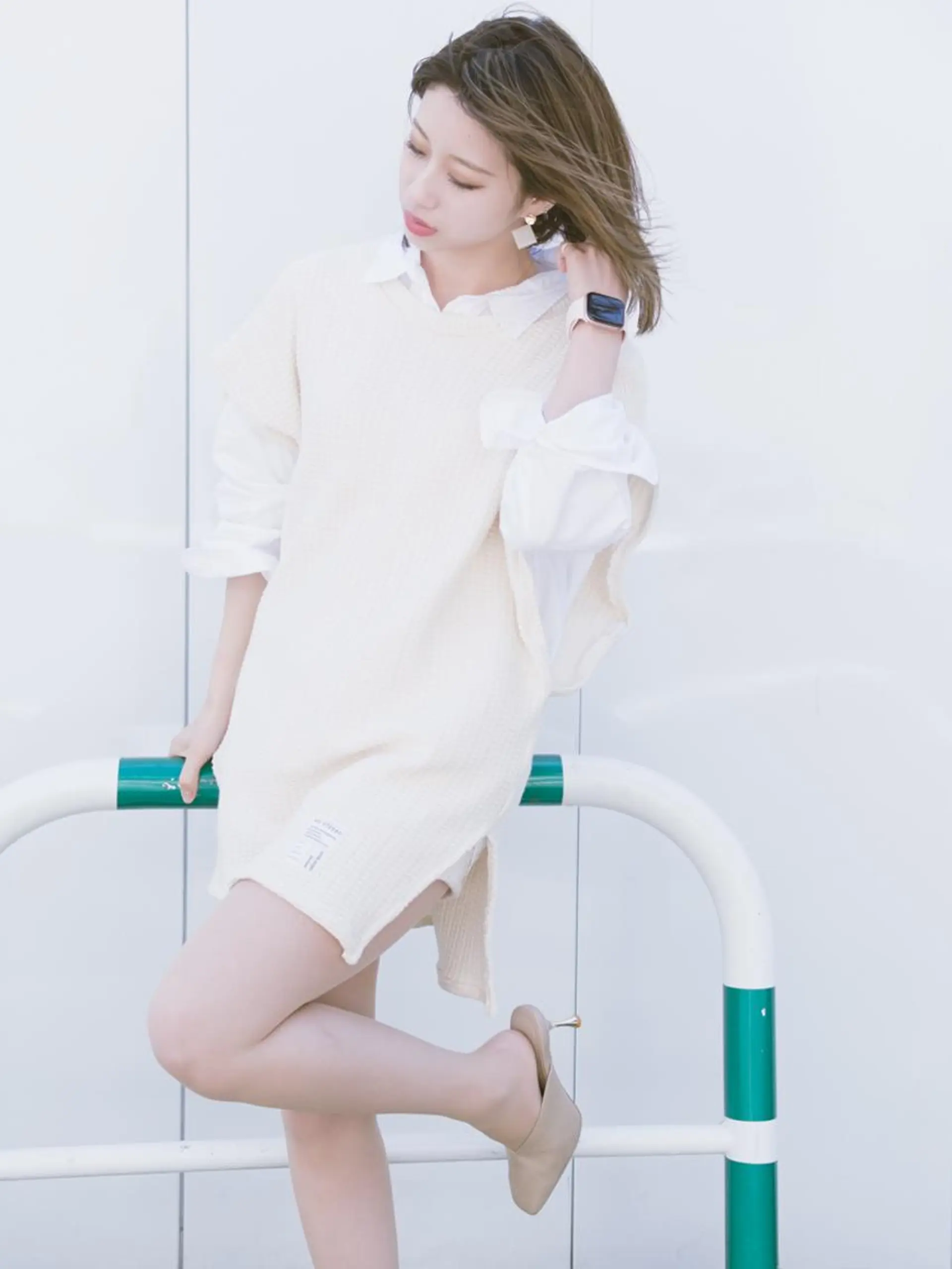 ミディアム カラー ショートボブ ベージュカラー ブルーカラー ブルージュ グレージュ 撮影モデル 斉藤 正敏のその他イメージ