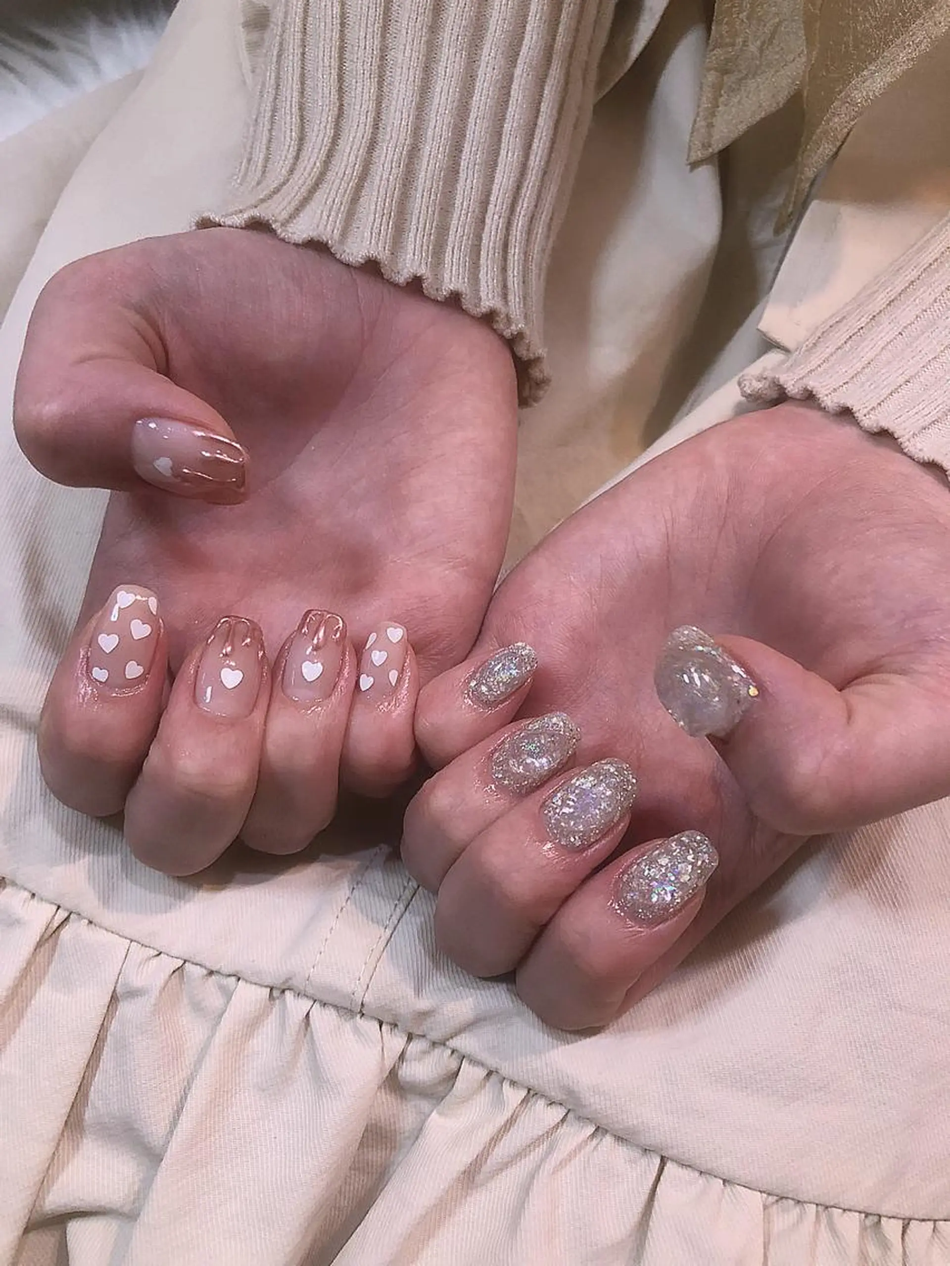 ミディアム ネイル キラキラネイル バレンタイン ハンドネイル T. Kasumiのネイルデザイン