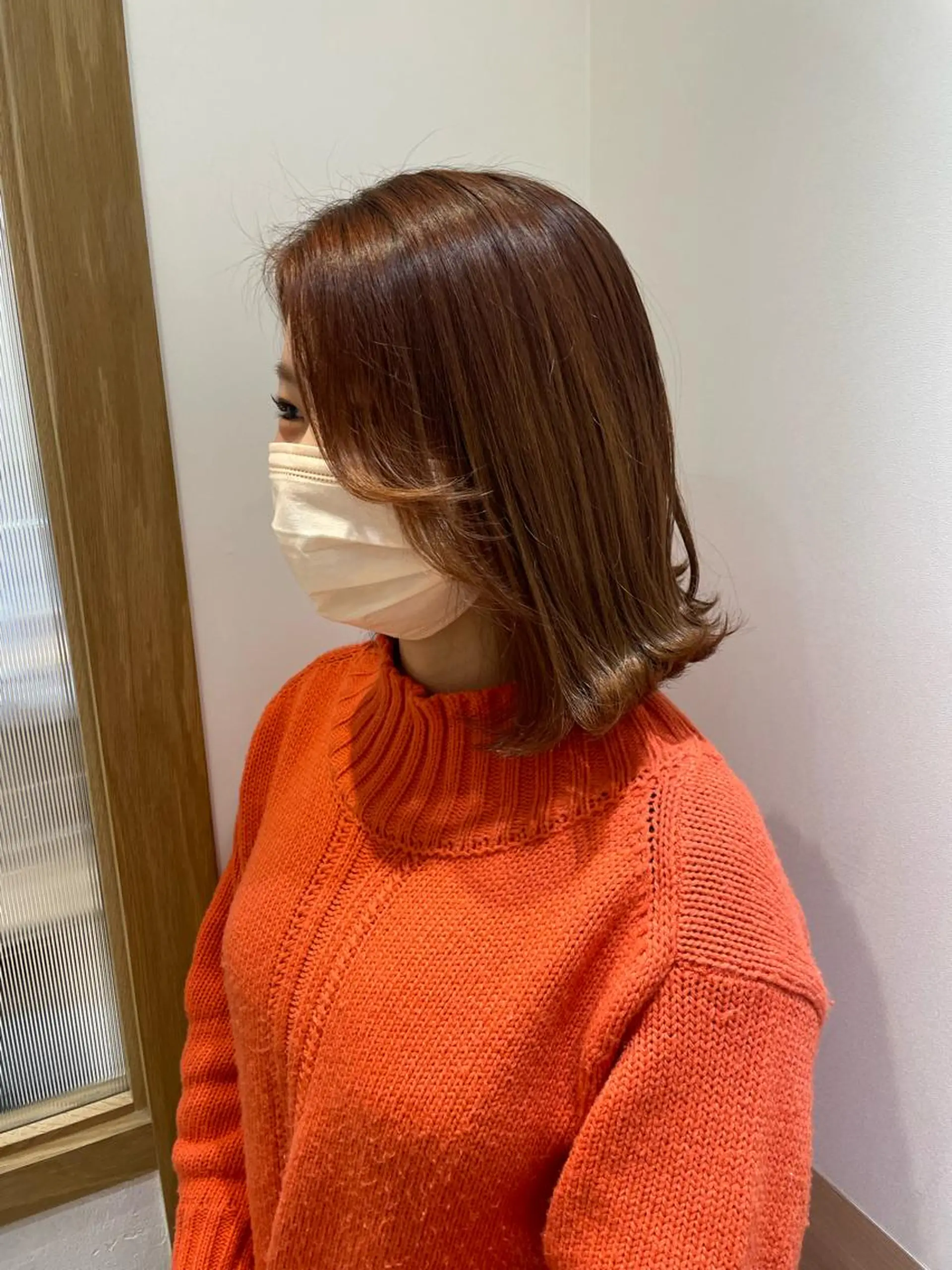 ショート カラー ブラウンカラー ケアカラー ピンクカラー ピンクブラウン 外ハネヘア 天野 瑠真のヘアスタイル