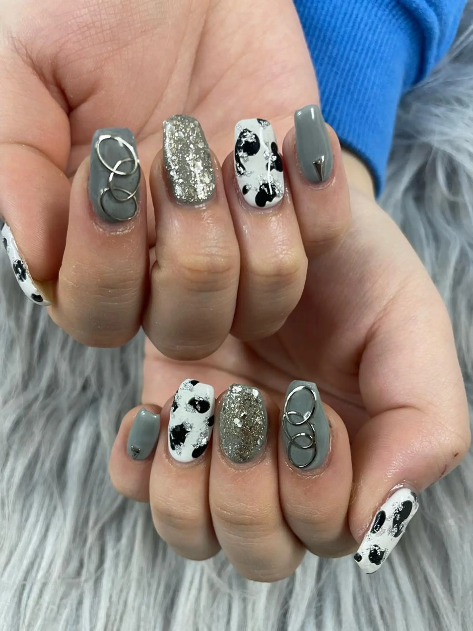 ネイル KUMI💛 MADIAのネイルデザイン