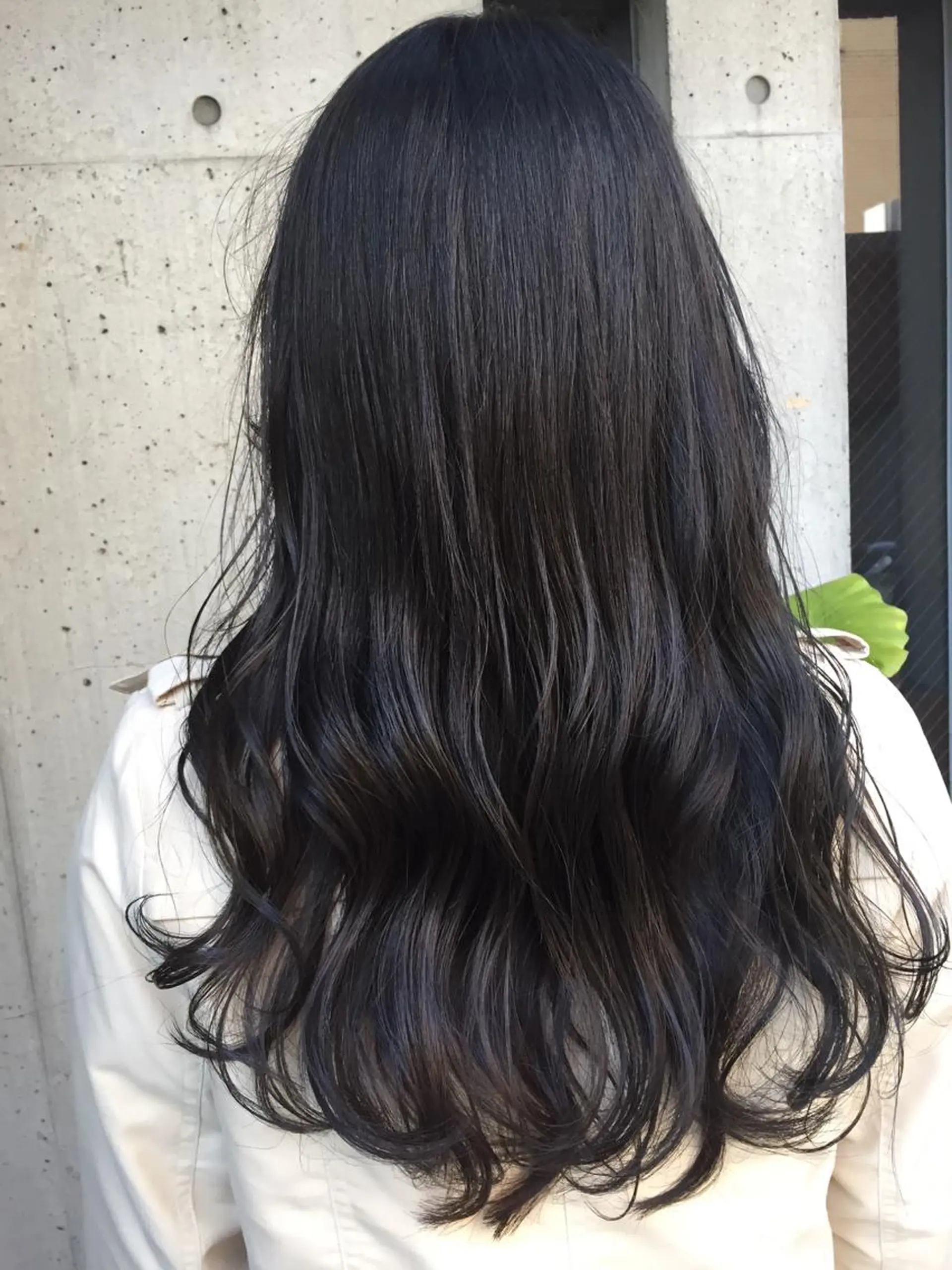 ロング カラー パーマ ヘアアレンジ メンズ キッズ ネイル マツエク・マツパ メンズブリーチ メンズハイライト メンズインナーカラー ブリーチ ブルーカラー 韓国風×透明感カラー 髪質改善オタベシンヤのヘアスタイル