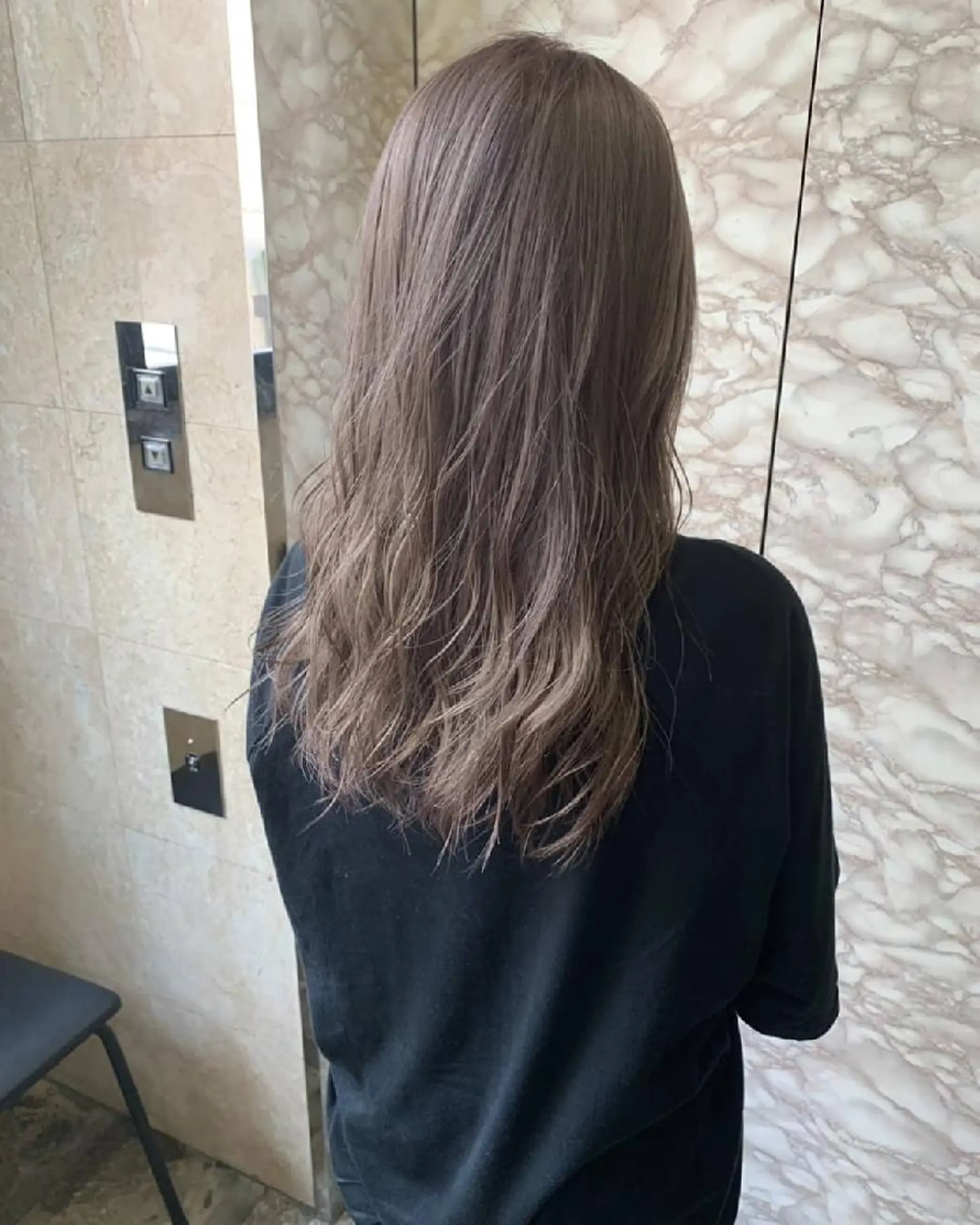 セミロング カラー パーマ ヘアアレンジ メンズ キッズ マツエク・マツパ ネイル ベージュカラー 透明感カラー ヘアカラー トリートメント 🌸グレージュ/ ベージュ🌸yutaのヘアスタイル