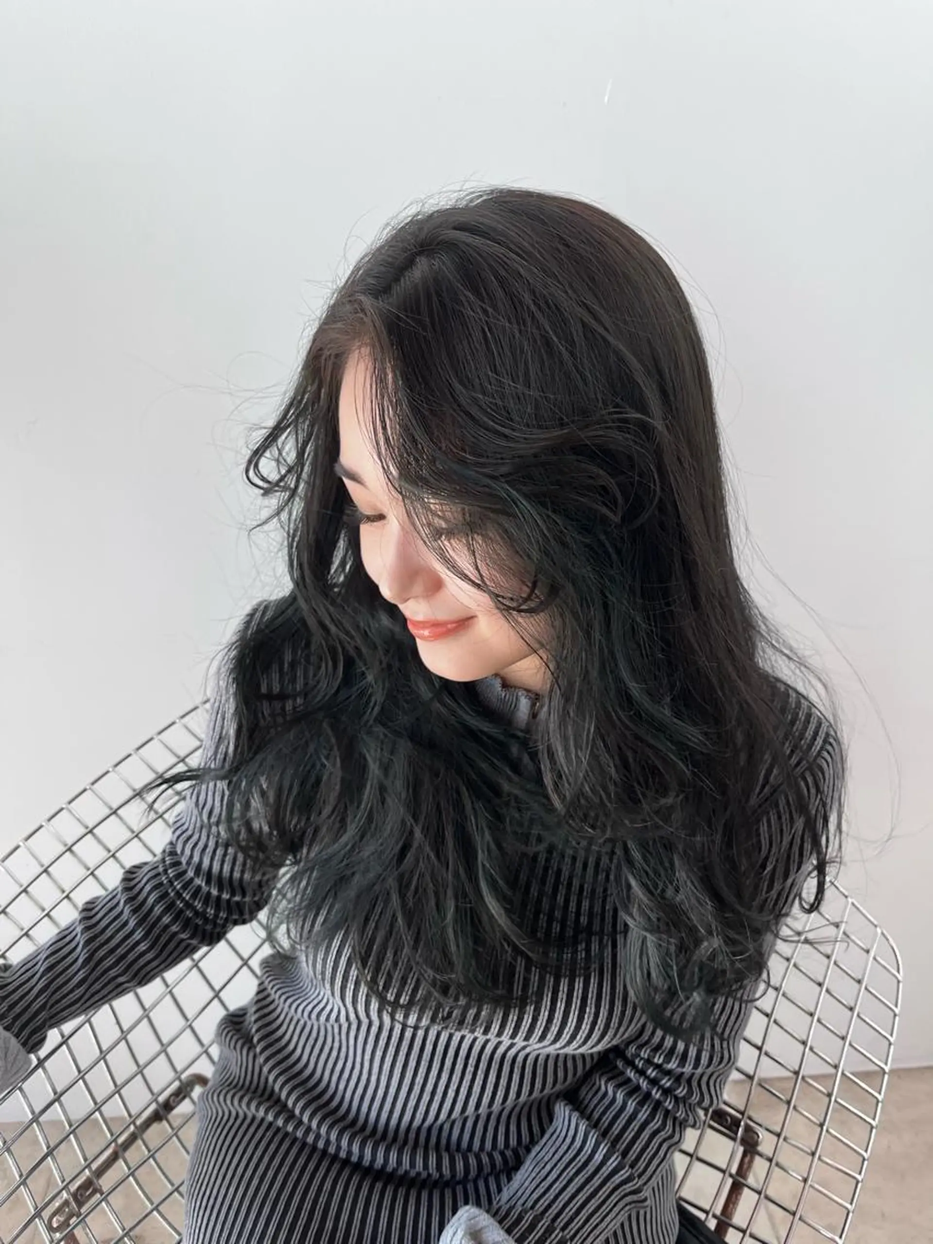 カラー 柿坂 華のヘアスタイル