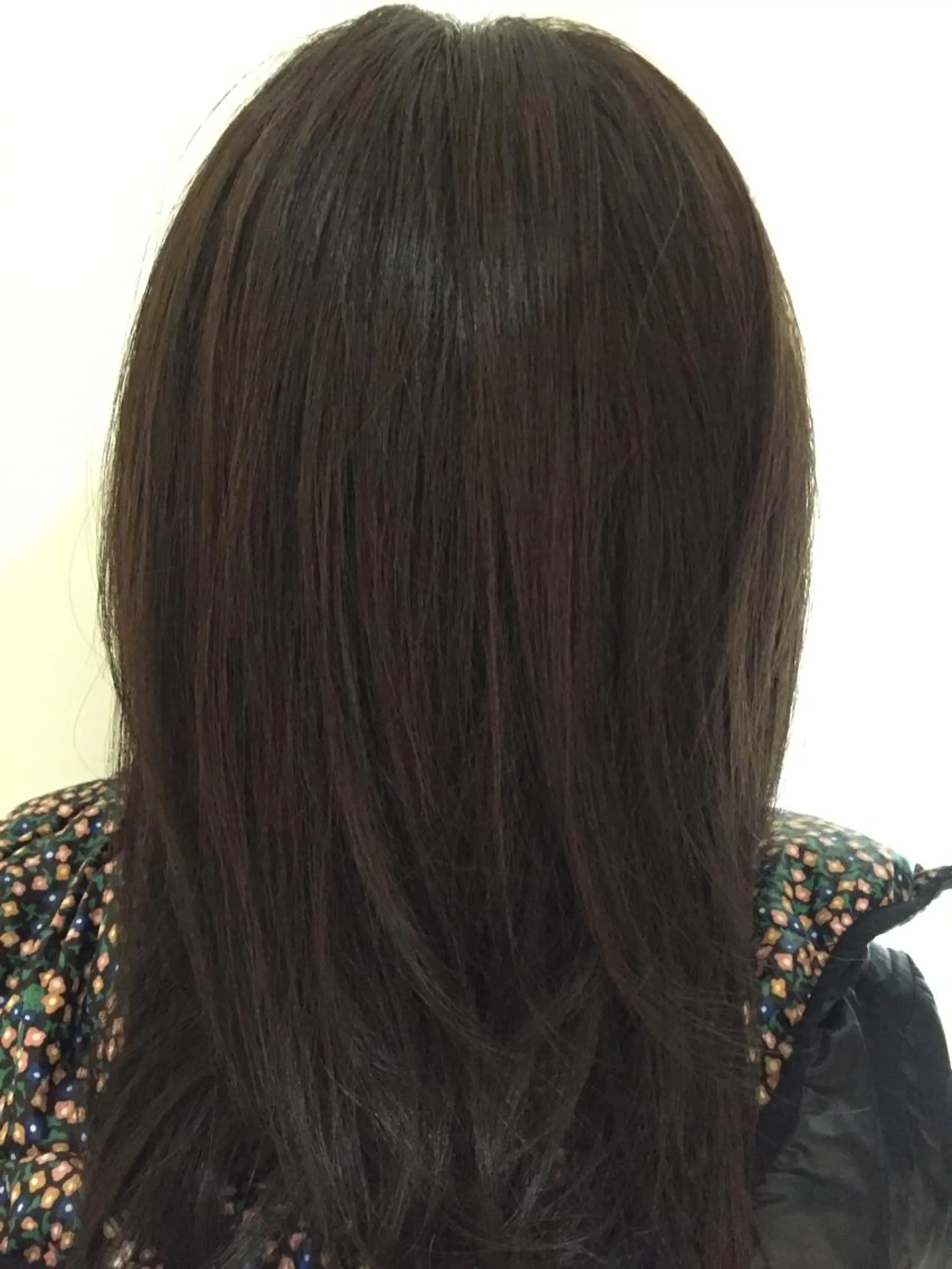 セミロング eyelush color world庄内駅前所属・シールエクステ/豊中 吉田孝司のヘアスタイル