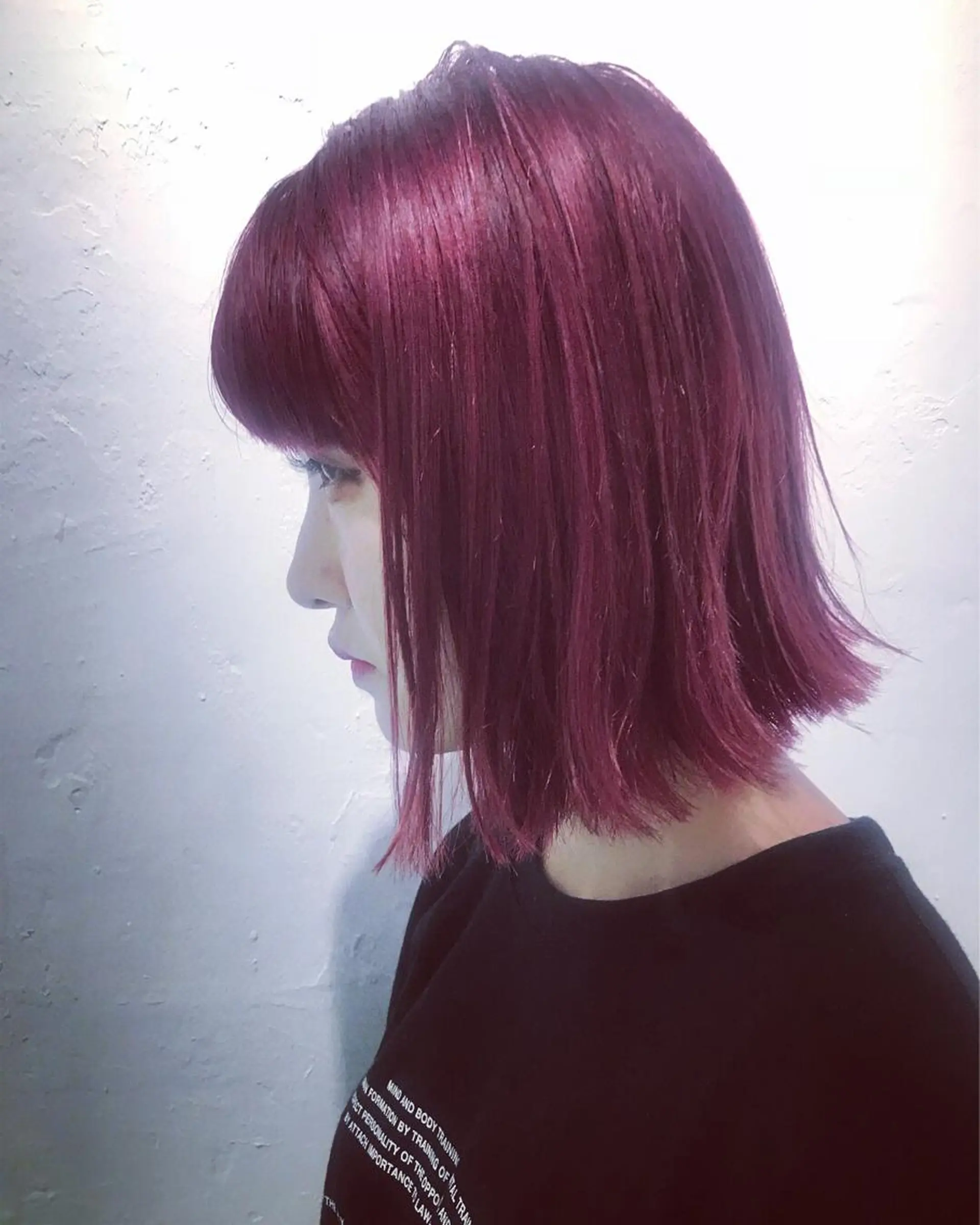 カラー デザインカラー ピンクカラー ヘアカラー トリートメント 💓パーマ，💗 レイヤーカットのヘアスタイル