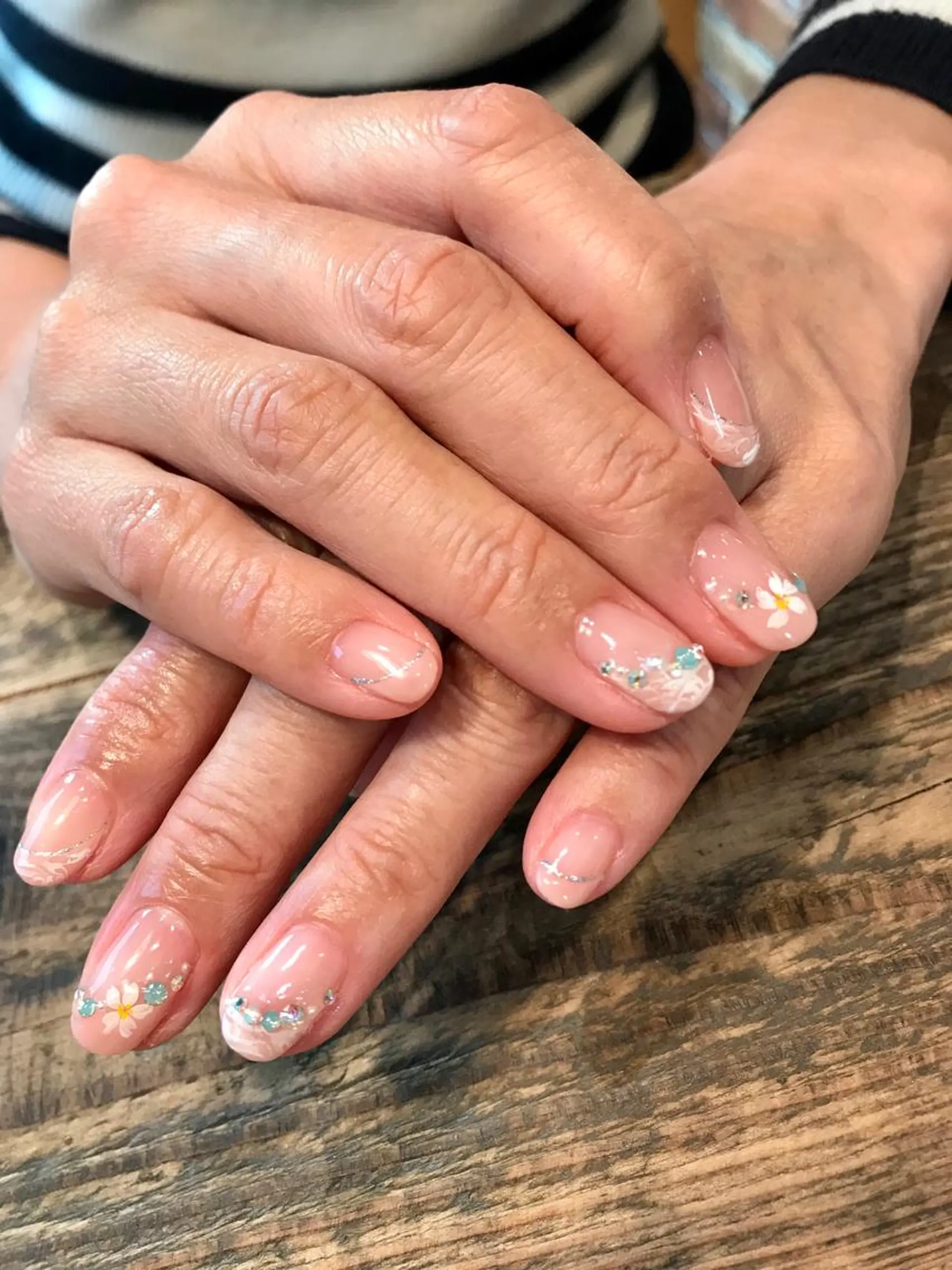 ネイル 佐藤  悠子のネイルデザイン