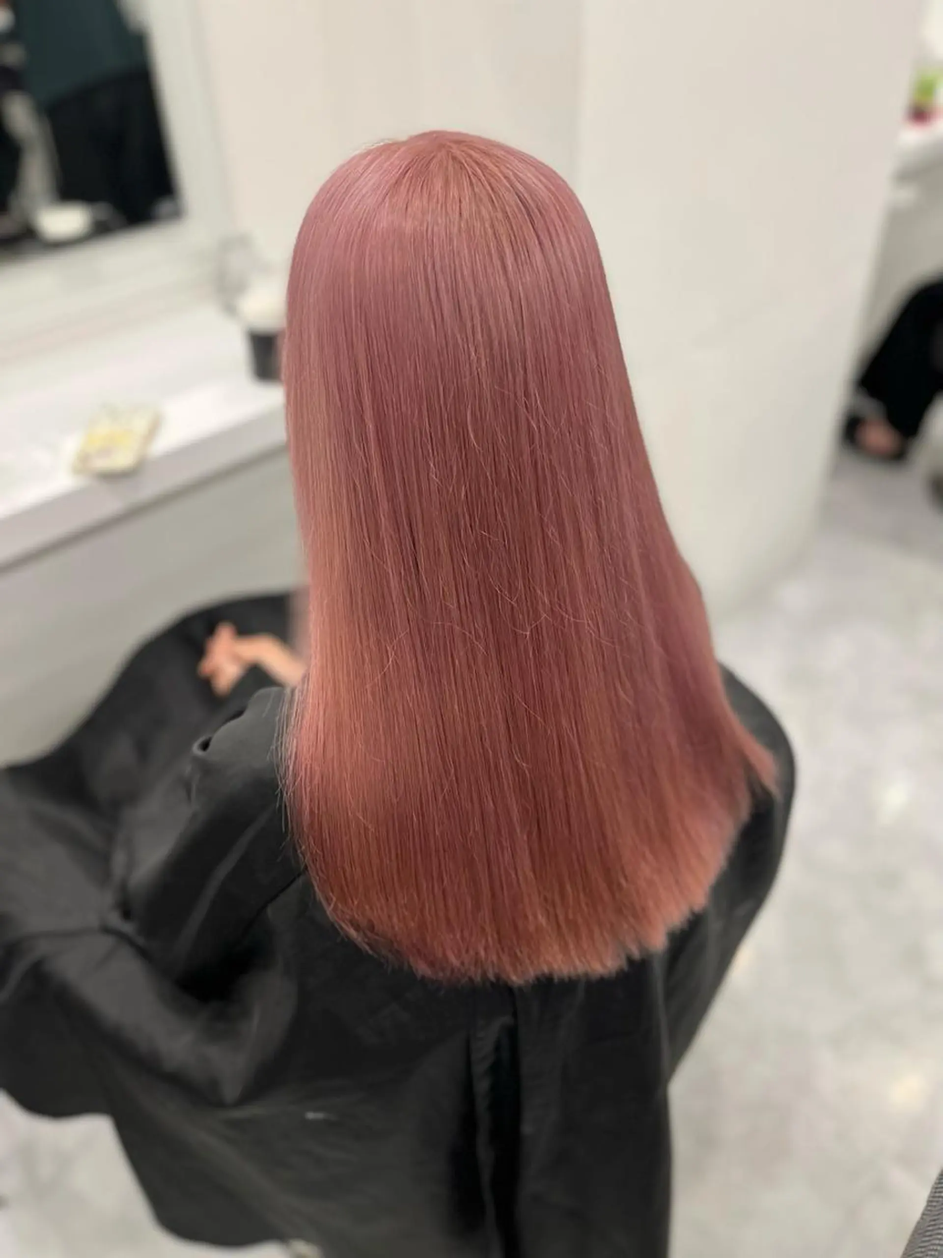 ロング カラー 🫧うる艶トレンド 🫧透明感カラーのヘアスタイル