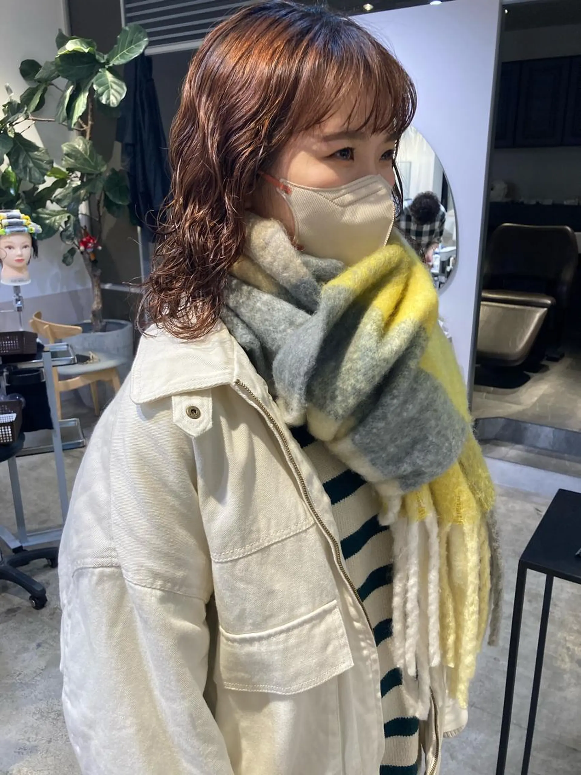 ミディアム パーマ 宮城 星のヘアスタイル