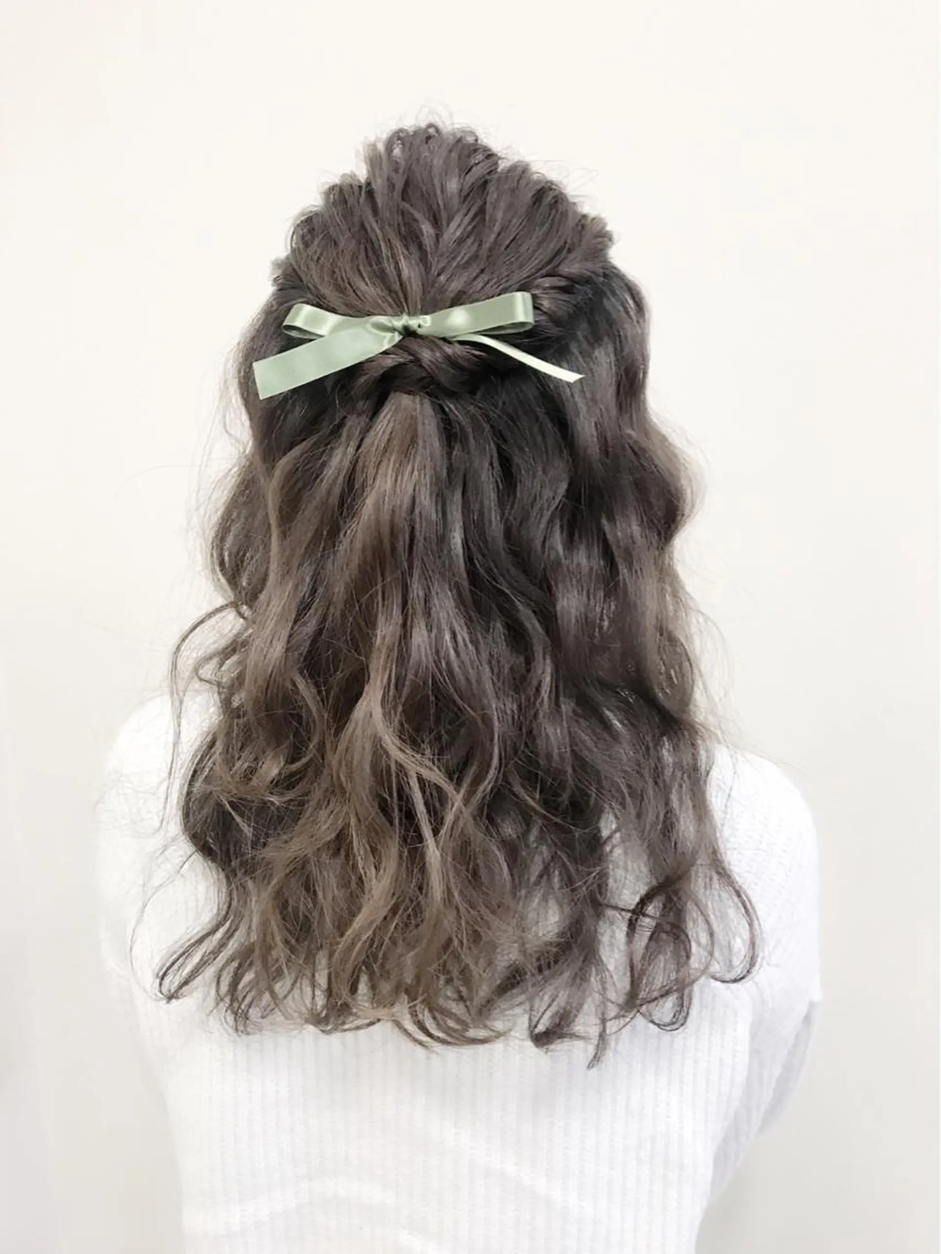 ロング ヘアアレンジ 沢田 瞳のヘアスタイル