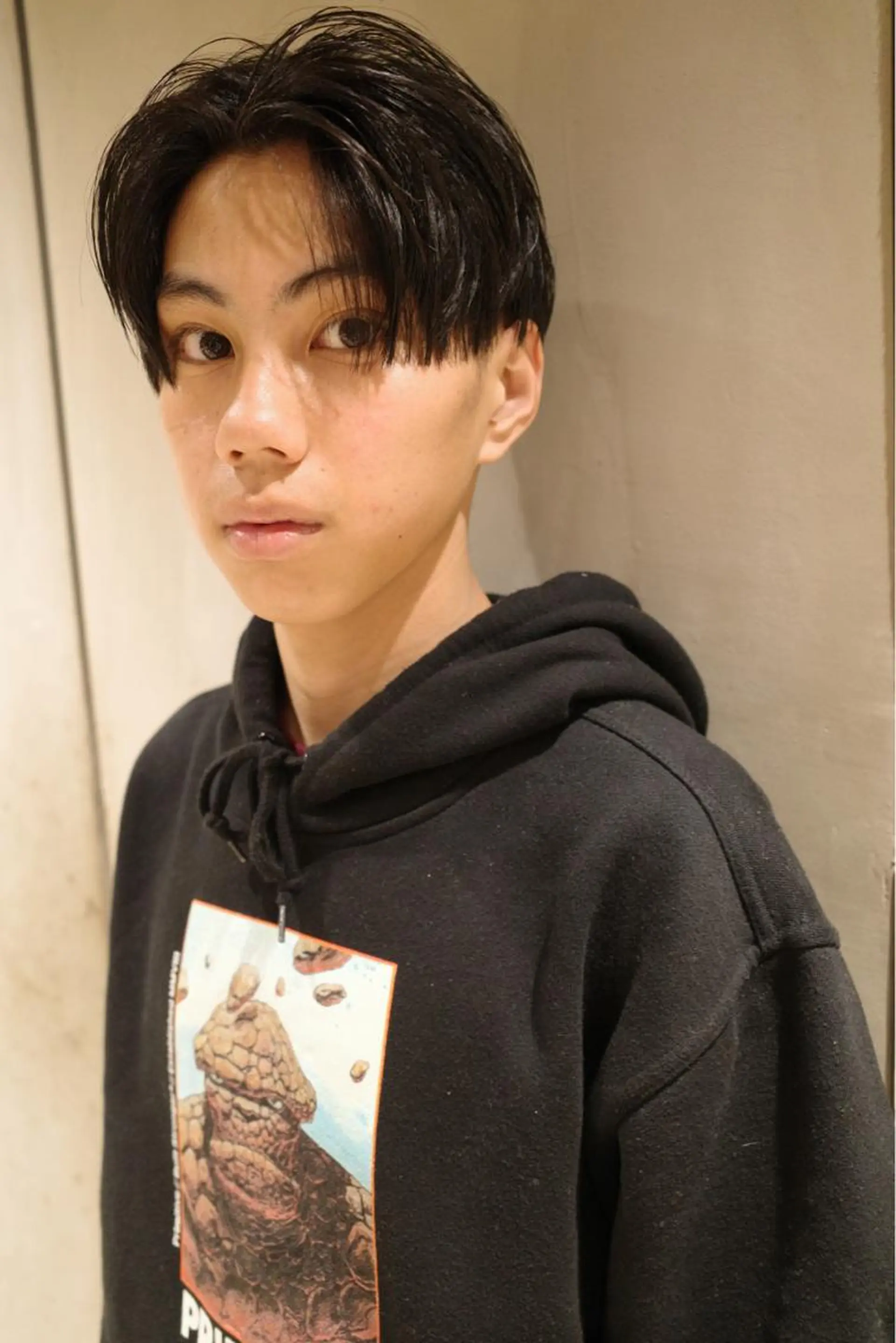 メンズ センターパート フェードカット 刈り上げ 🌈圧倒的デザイン パーマ　関和希のヘアスタイル