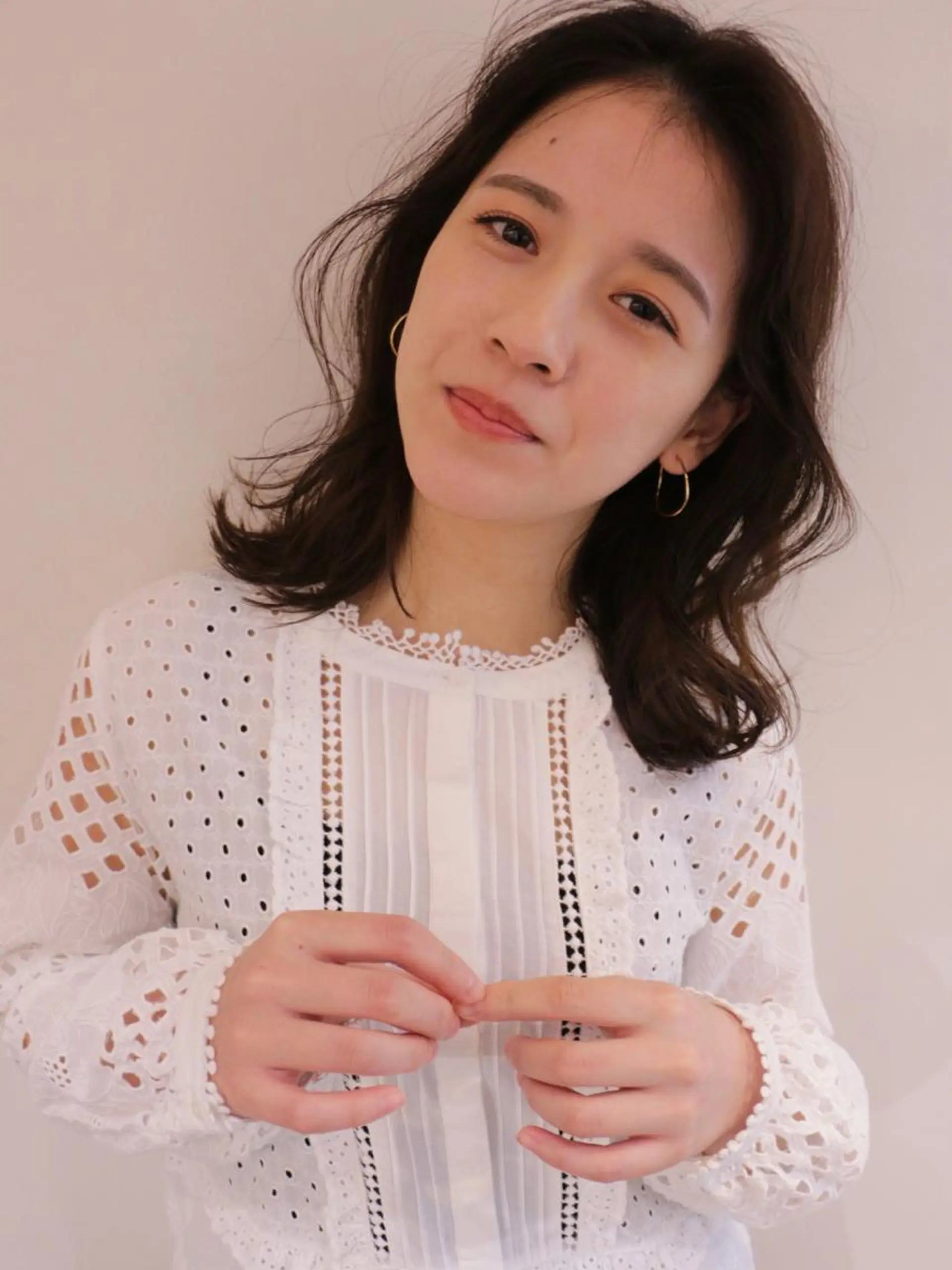 ミディアム カラー パーマ 安村 美奈のヘアスタイル