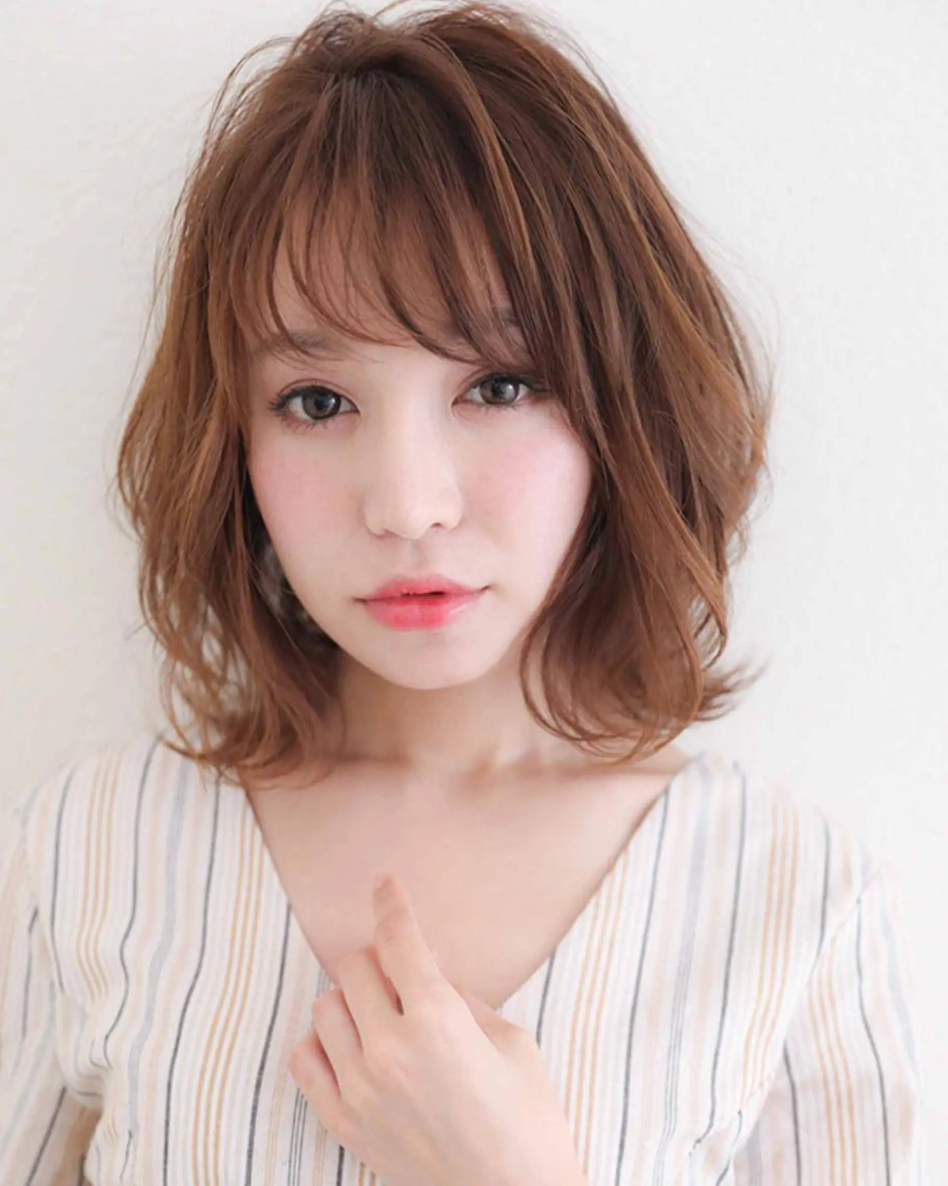 カラー 柴田 穂乃香のヘアスタイル