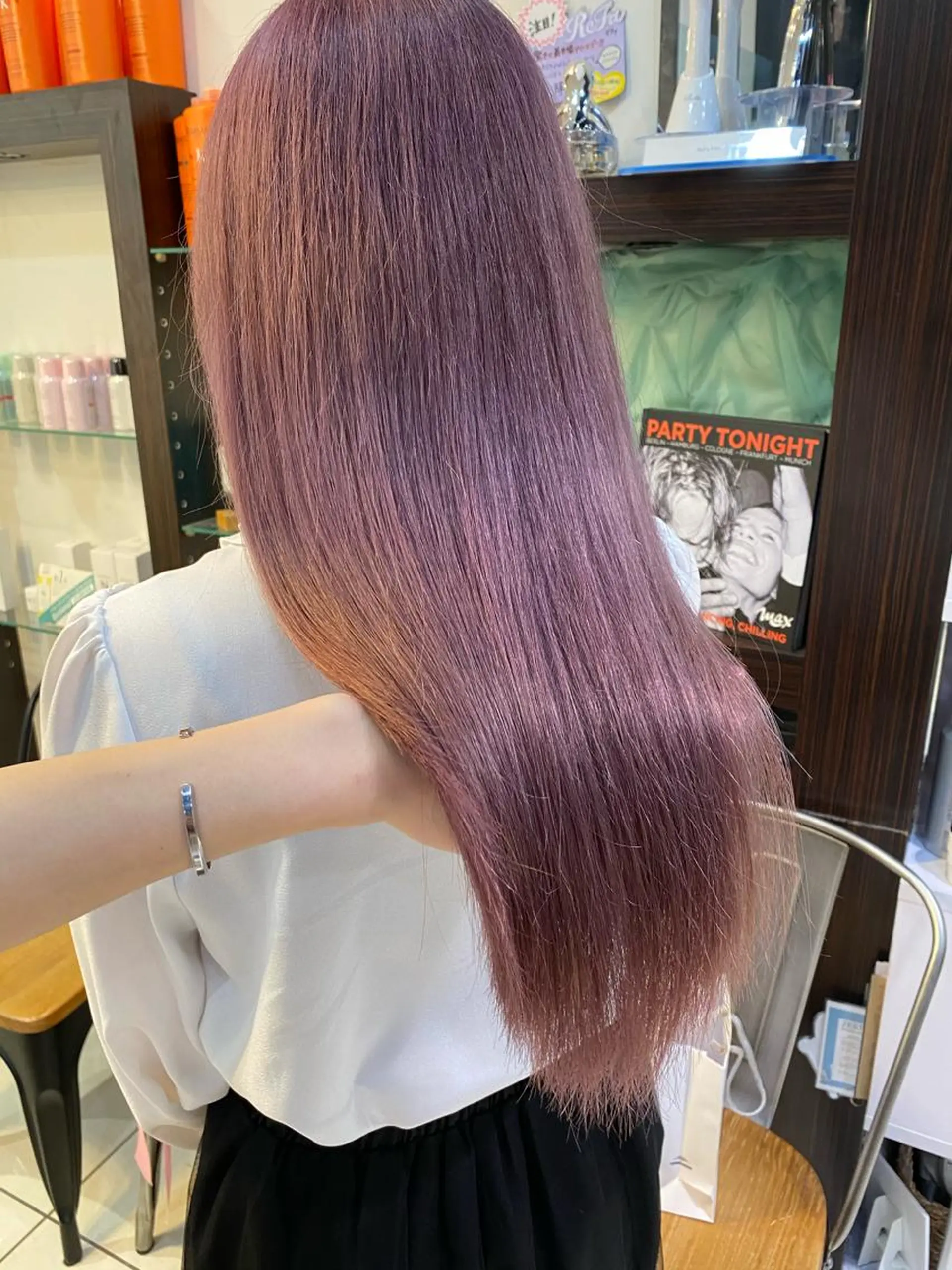 ロング カラー ピンクカラー バイオレットカラー hina☺︎ 髪質改善/ストレートのヘアスタイル