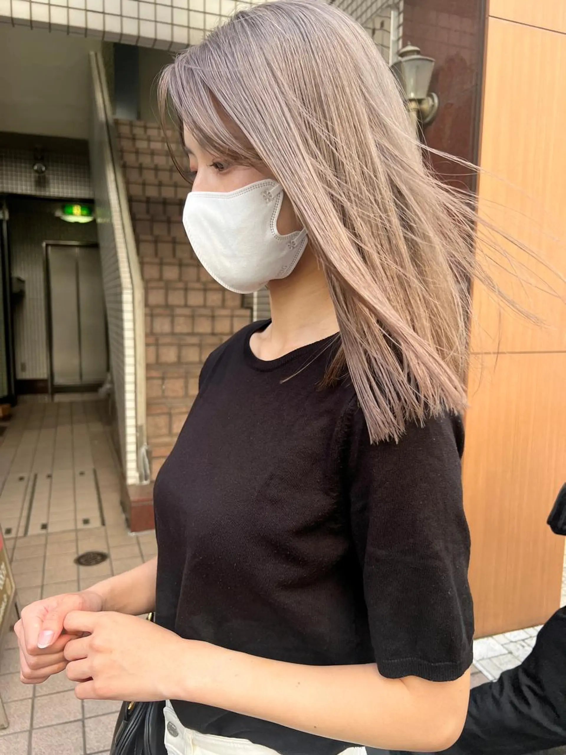 セミロング カラー ヘアアレンジ ベージュカラー ブリーチ カット ヘアカラー トリートメント 🌿ショート🌿 パーマ🌿淳平のヘアスタイル