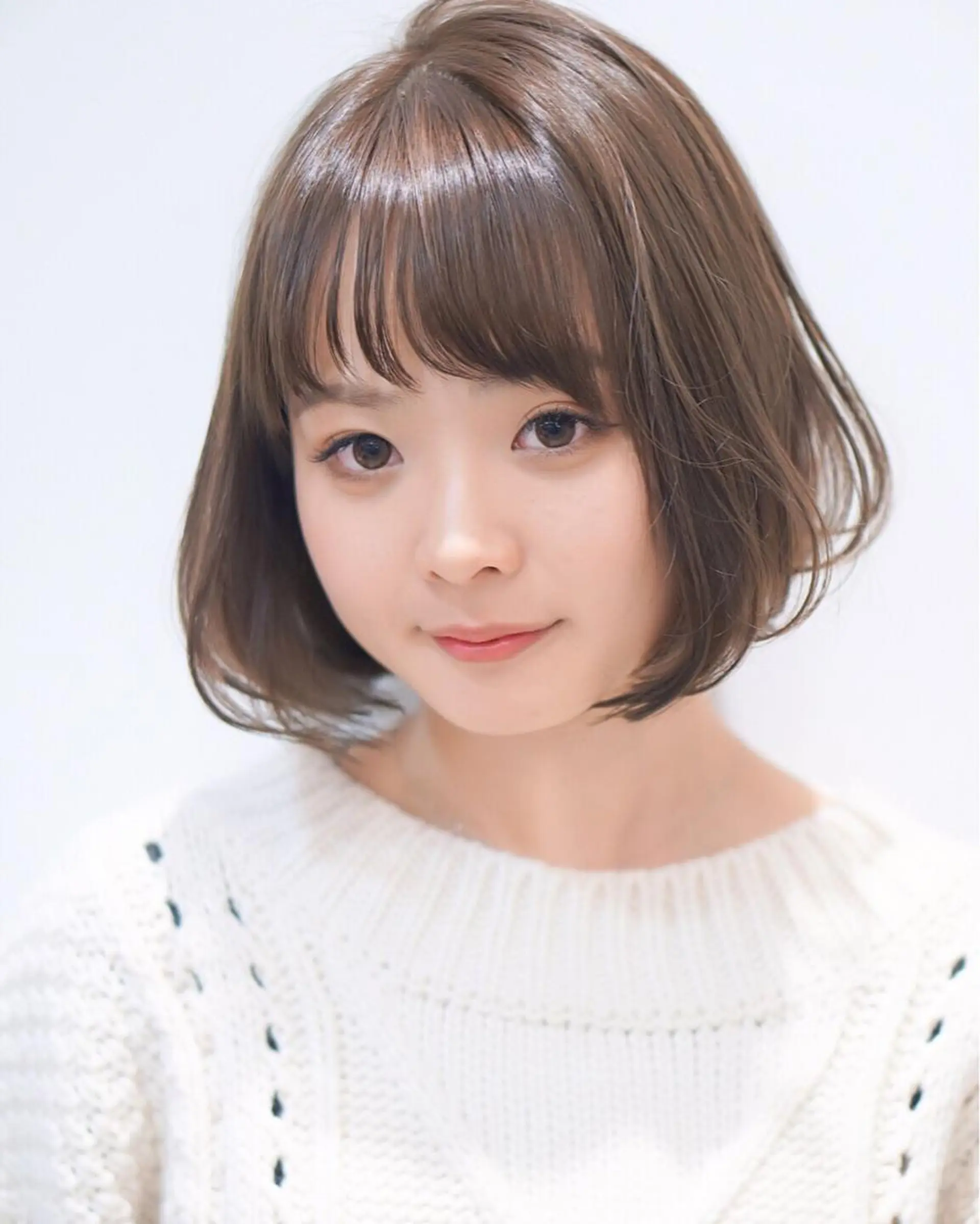 ショート カラー アッシュ ベージュカラー 透明感カラー ボブ 小顔カット ディレクター ノナカのヘアスタイル