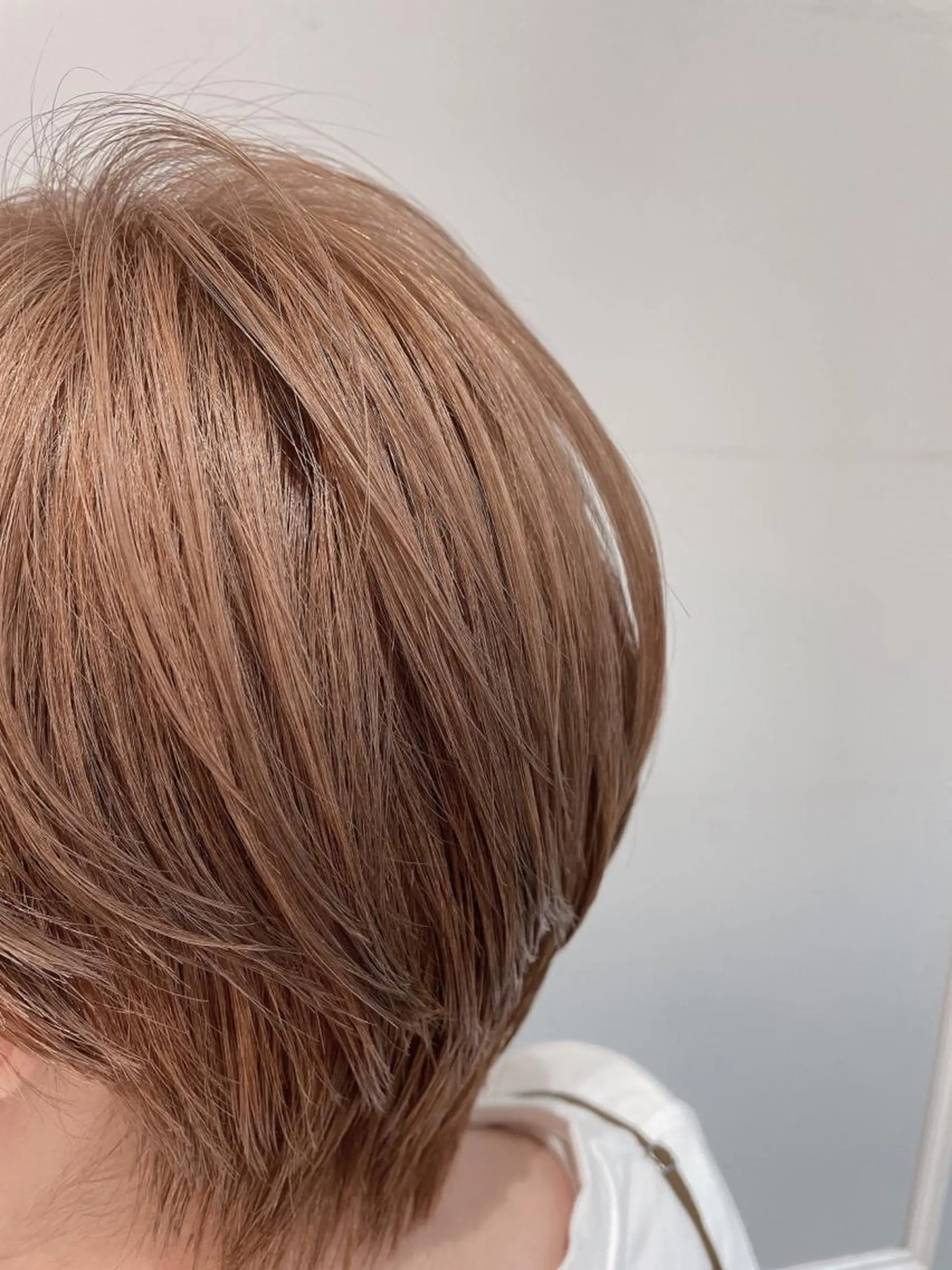 ショート カラー ベージュカラー ブリーチ カット ヘアカラー トリートメント 🦖鶴岡香純🦖 5/1から復帰しますのヘアスタイル