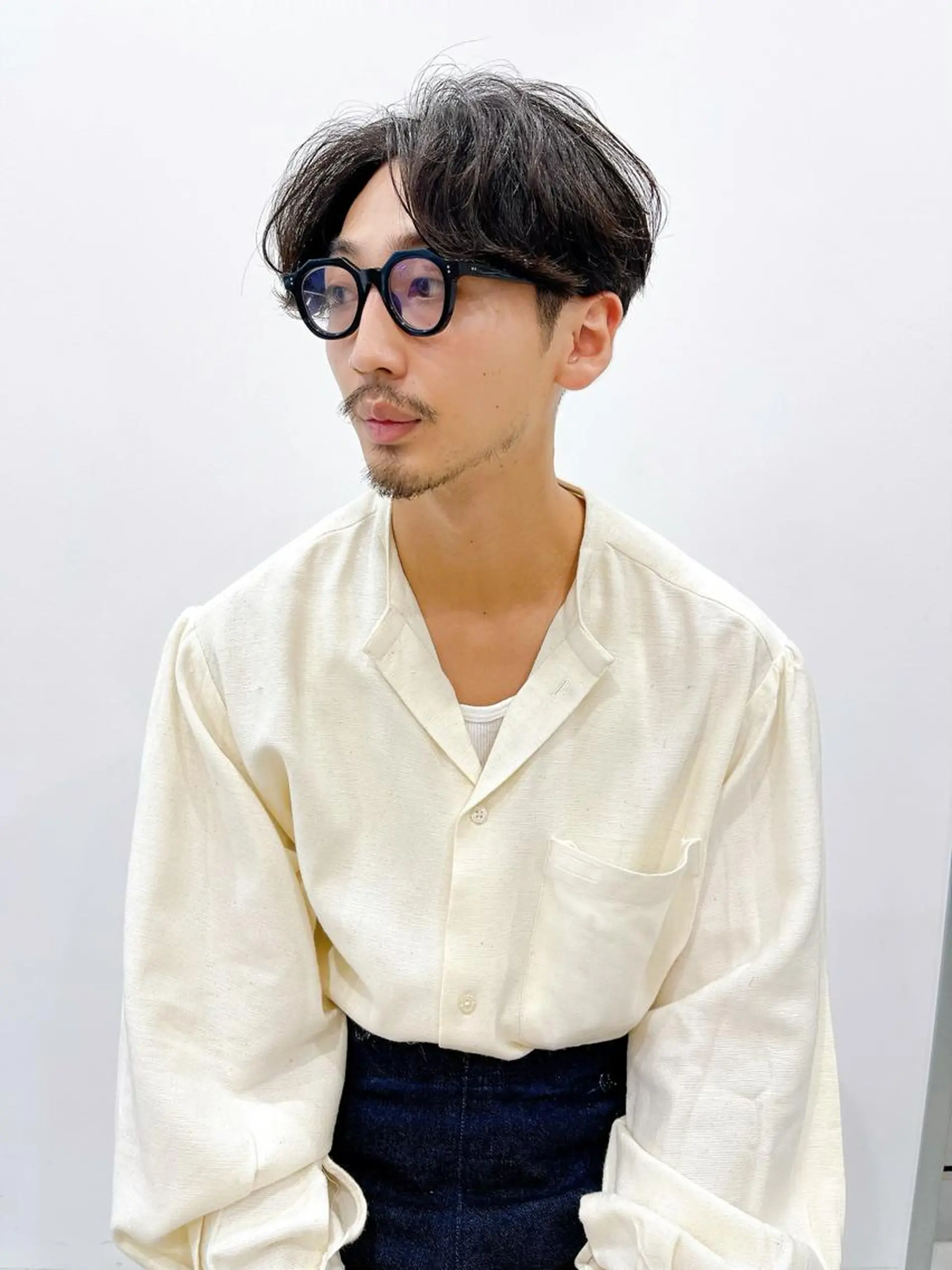 ショート パーマ メンズ センターパート メンズパーマ カット パーマ メンズパーマ タカキリョウのヘアスタイル