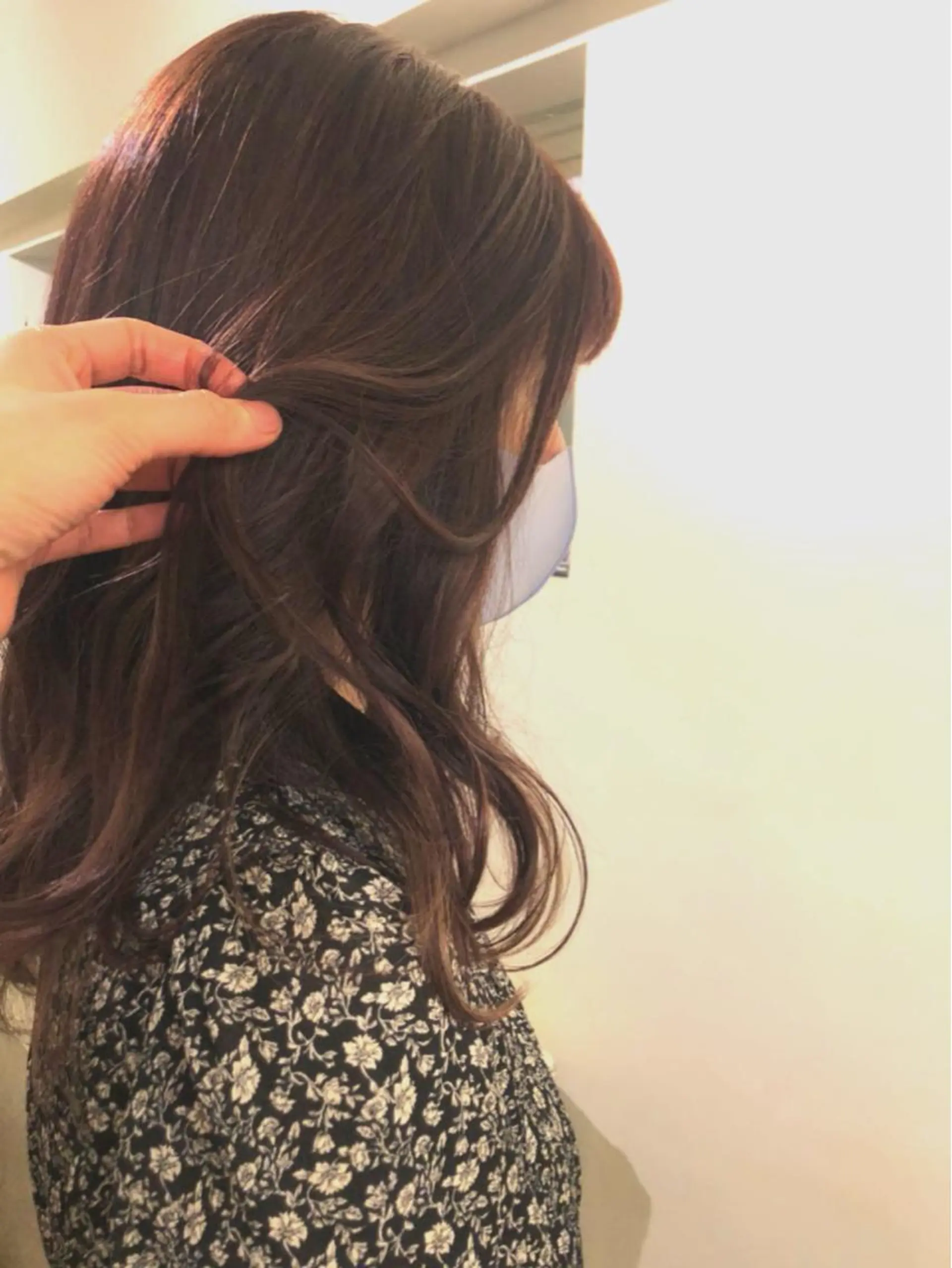 ミディアム カラー ✂︎岡根 京花✂︎のヘアスタイル