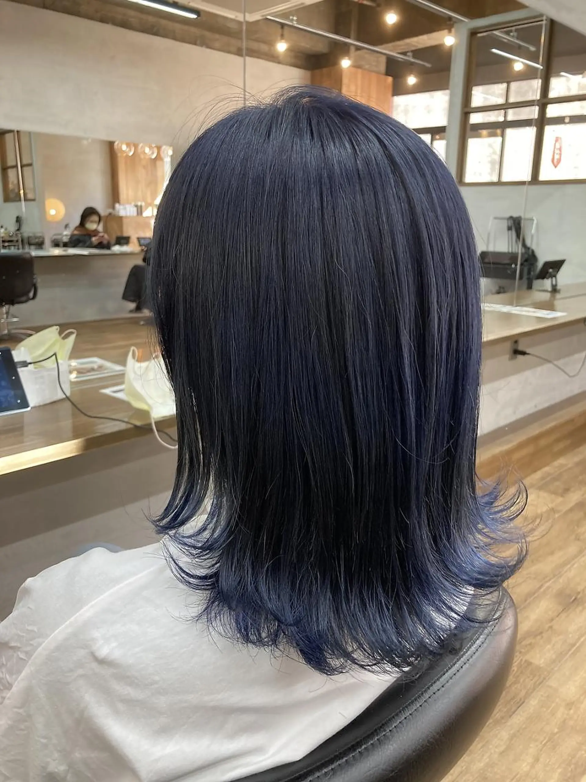 ミディアム カラー ブルーカラー ANGELICA 天理店のヘアスタイル