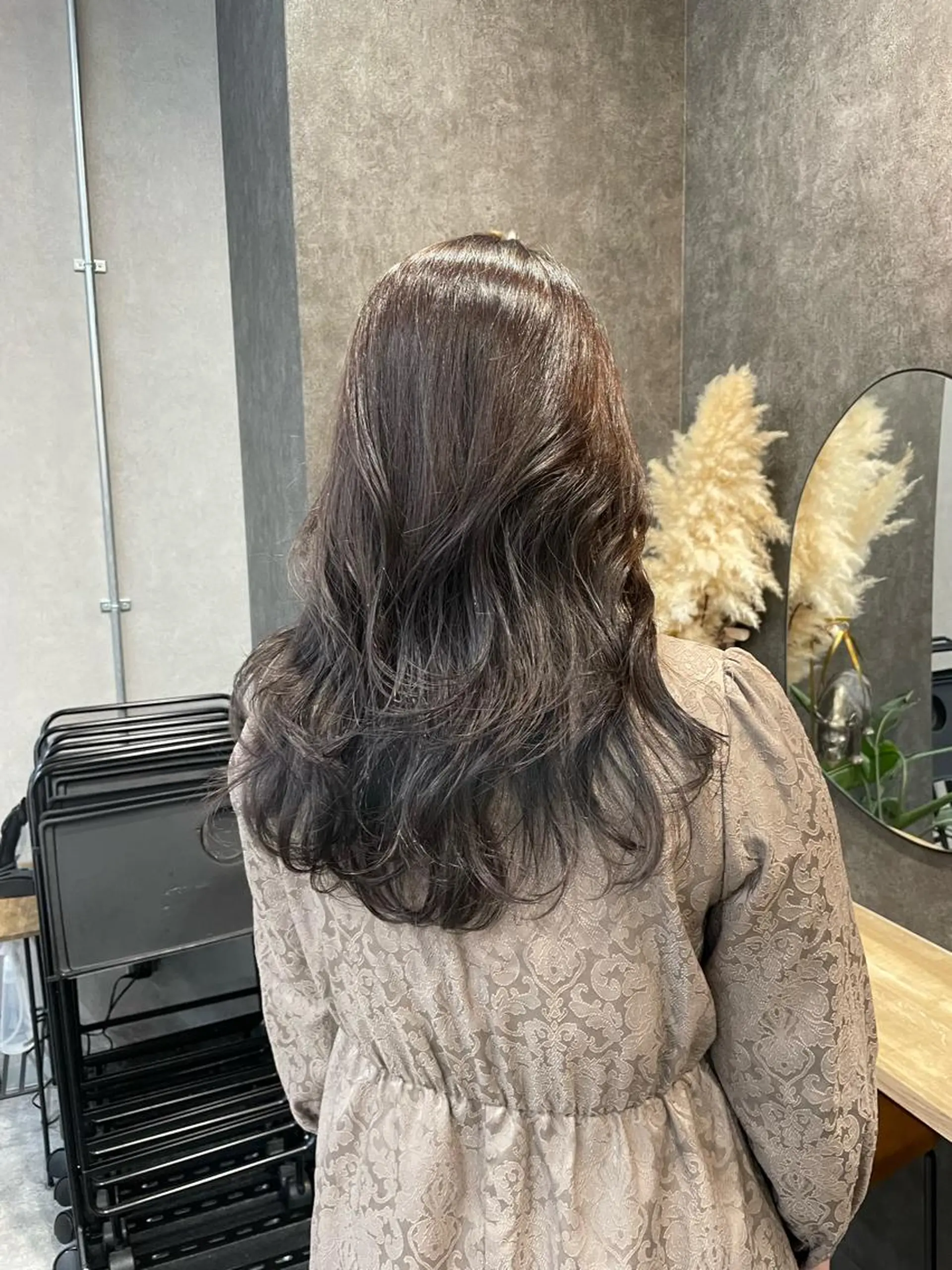 セミロング カラー いなみね はるきのヘアスタイル
