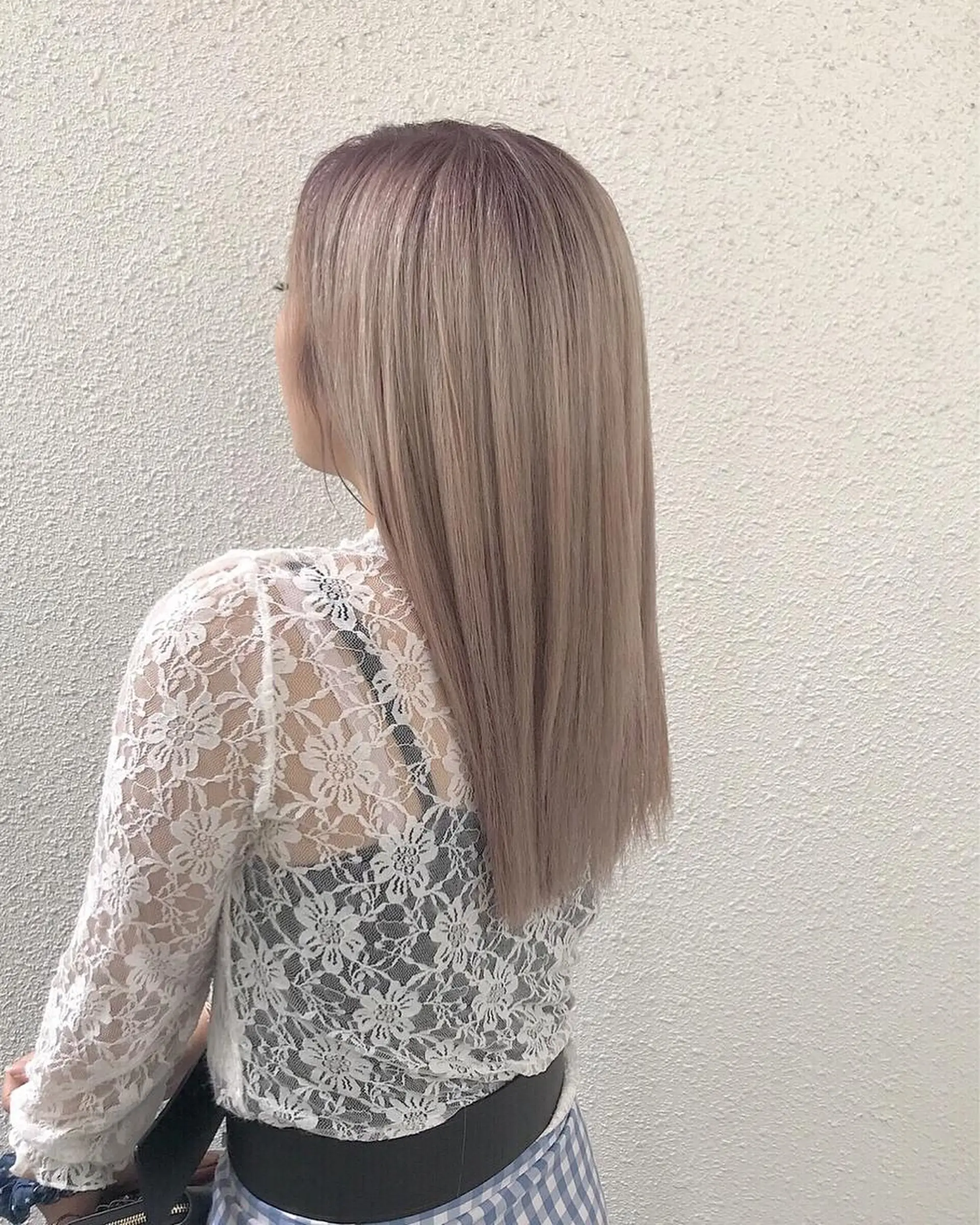 セミロング カラー ベージュカラー ブリーチ ホワイトベージュ インナーカラー/天神 ブリーチ/吉田のヘアスタイル