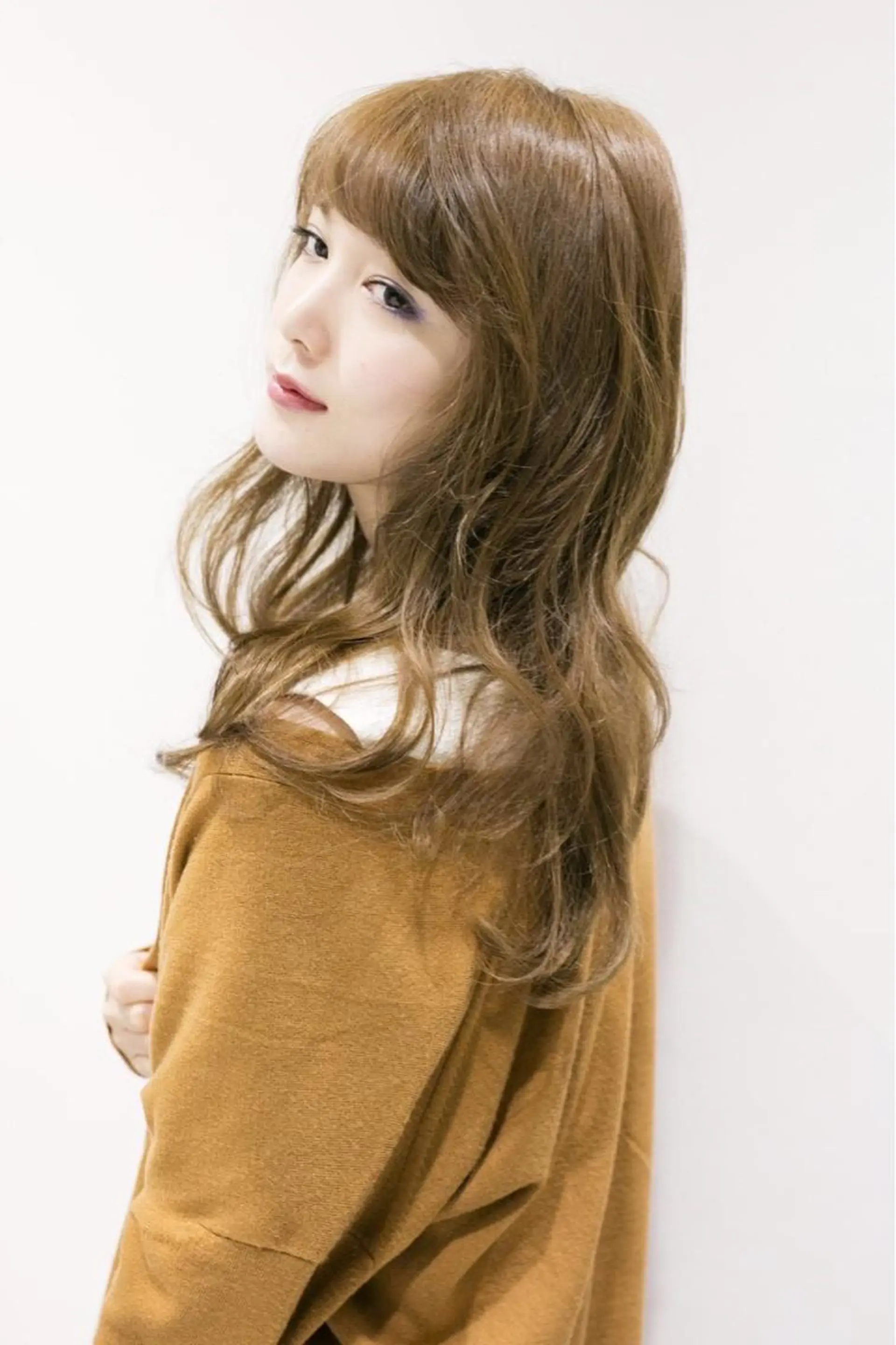 ミディアム ハイライト 髪質改善 小顔カット Endearing 銀座/レイヤーカットのヘアスタイル