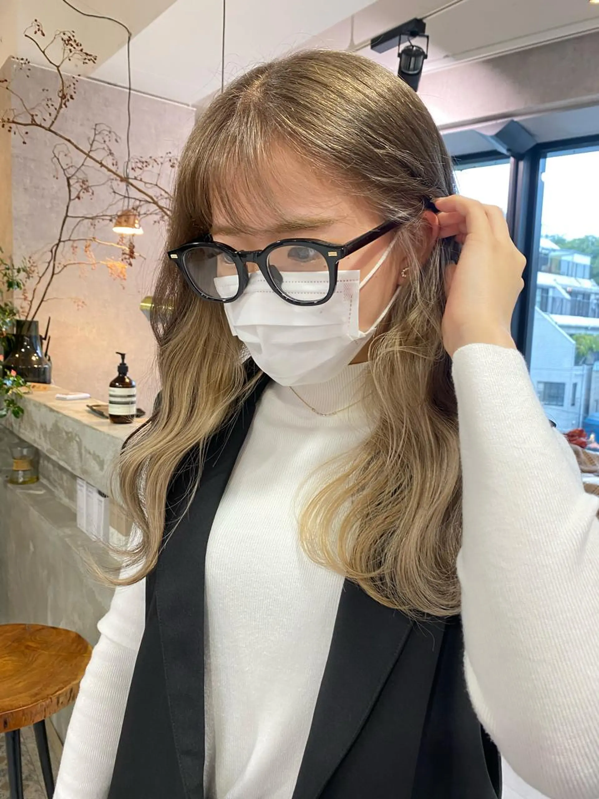 ロング カラー ブリーチ インナーカラー 髙橋 玲渚のヘアスタイル