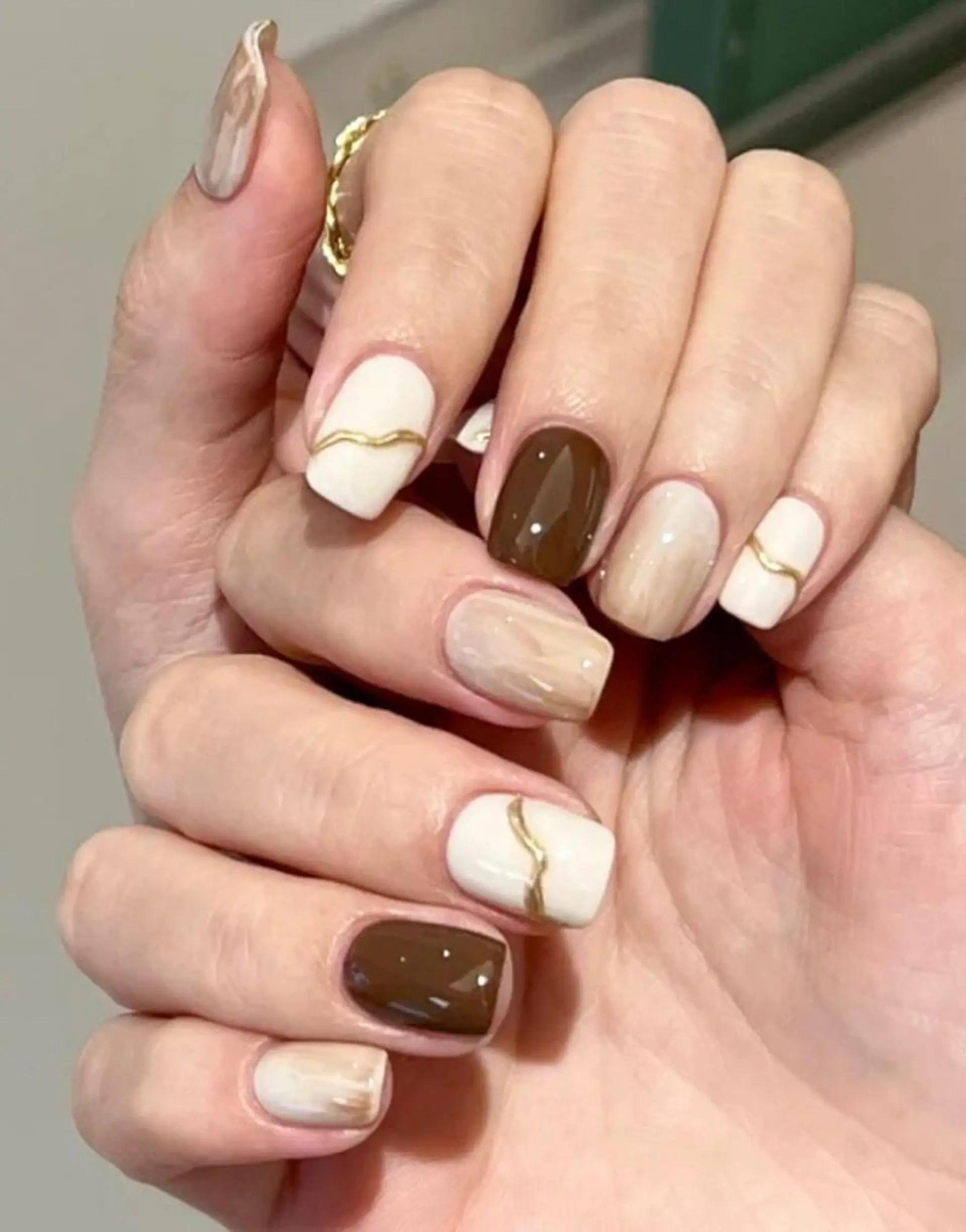 ネイル ハンドネイル VIVIAN リサのネイルデザイン